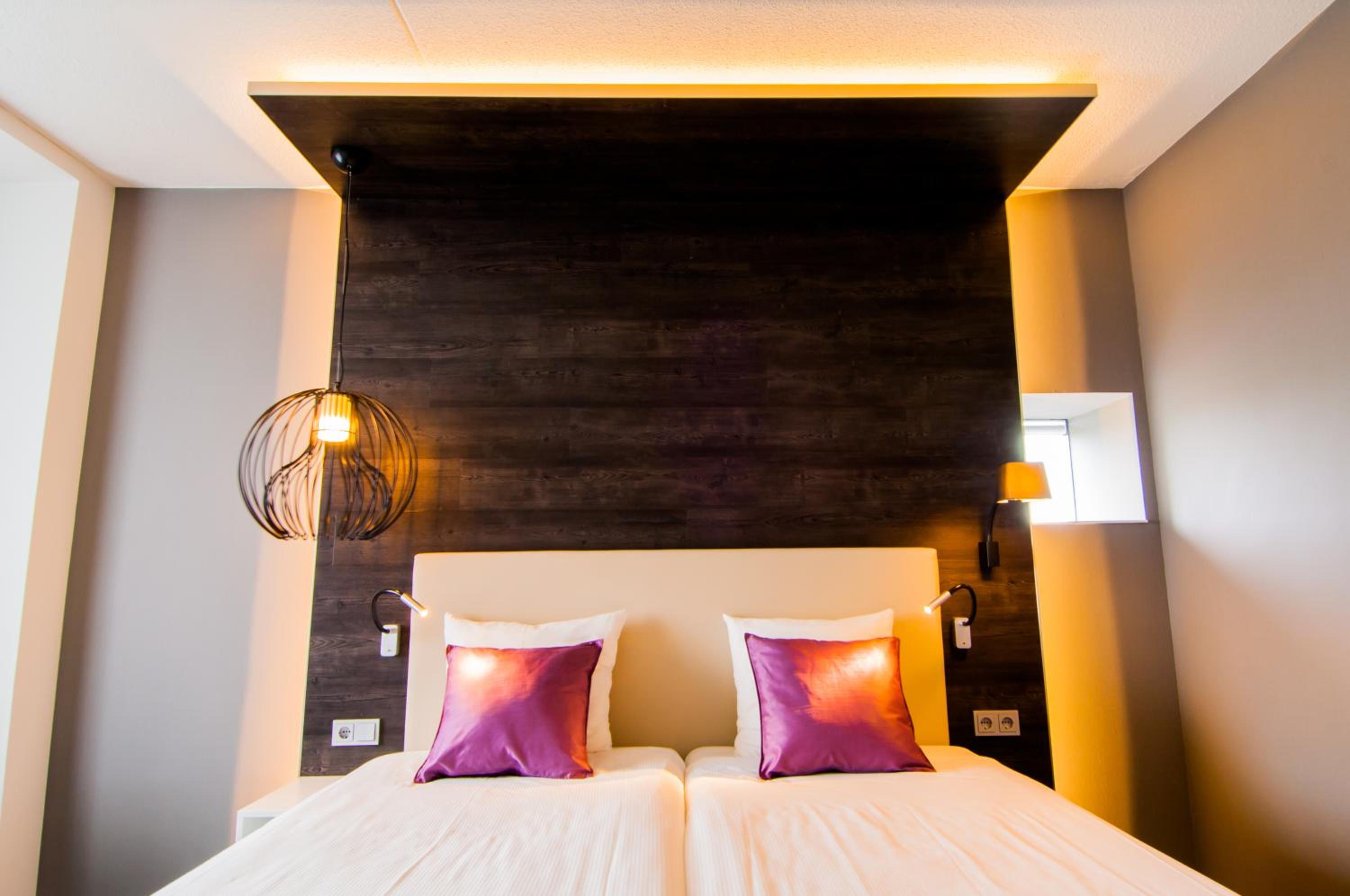 Executive Room - Photo 7