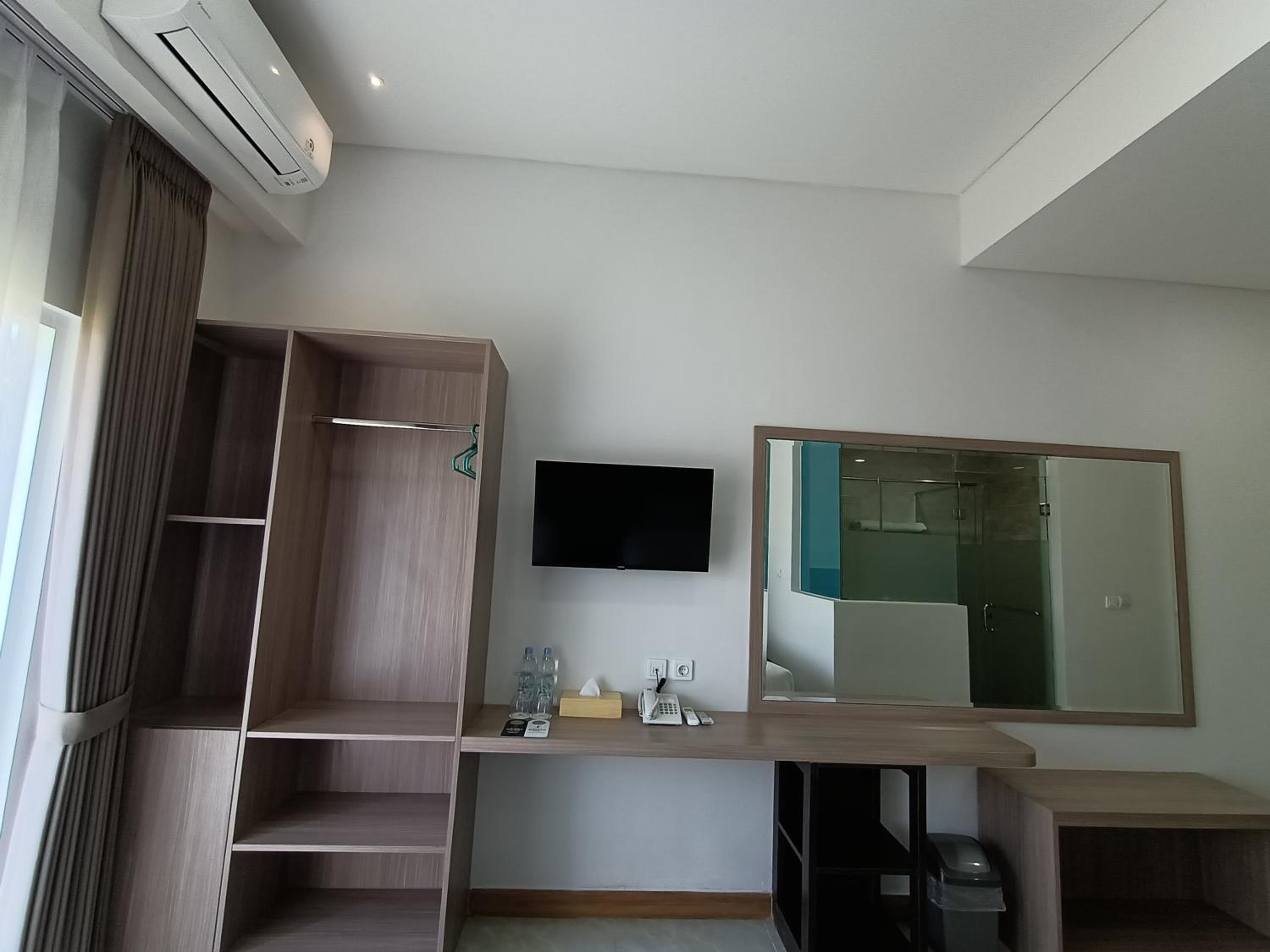 Superior King or Twin Room - Photo 3