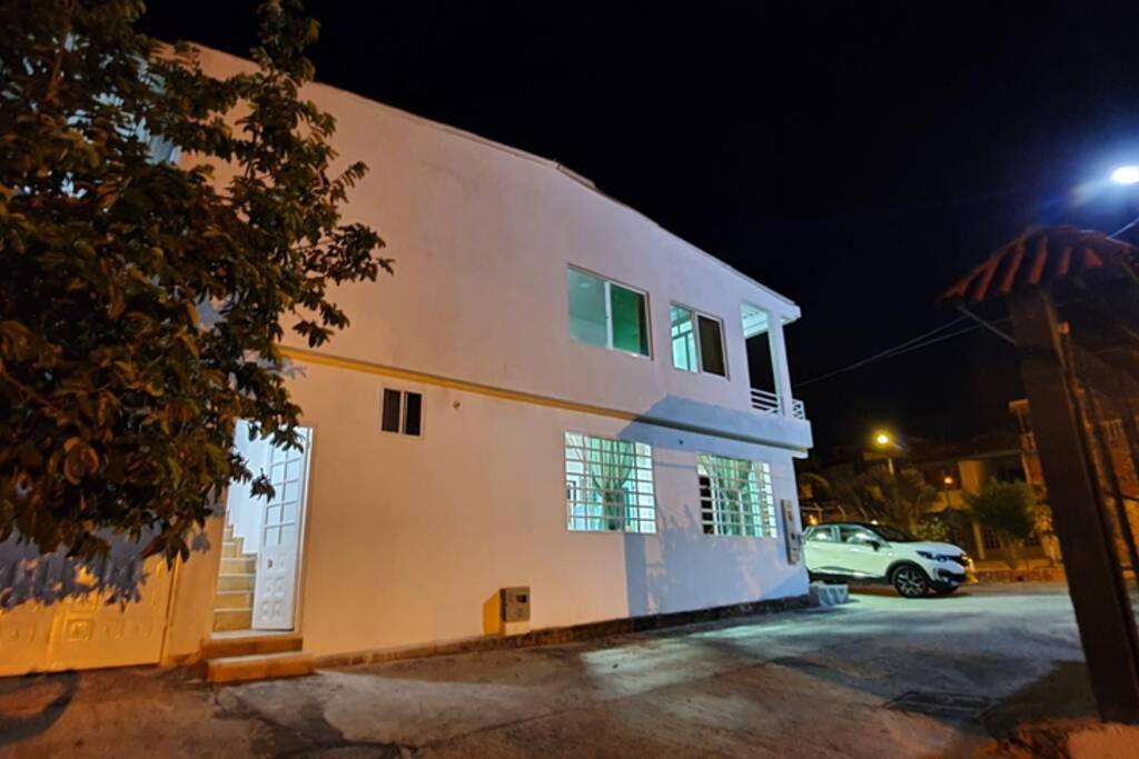 Three-Bedroom House photo 2