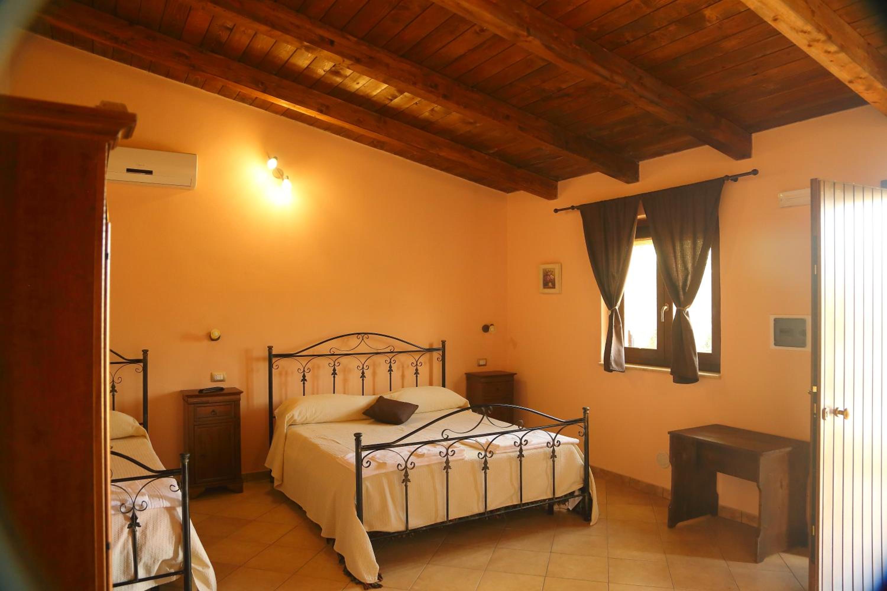 Triple Room with Garden View photo 1