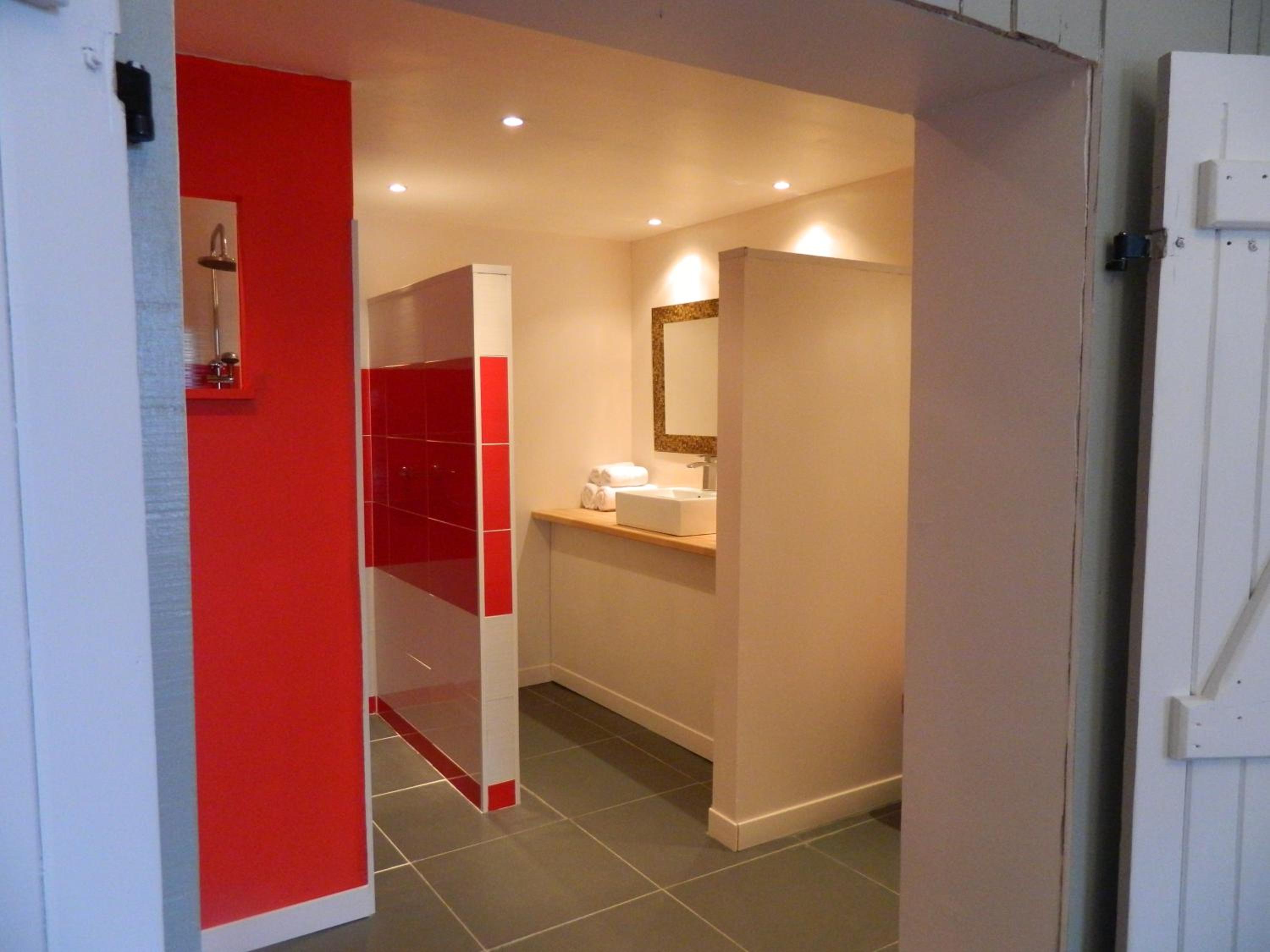 Family Suite - Photo 7