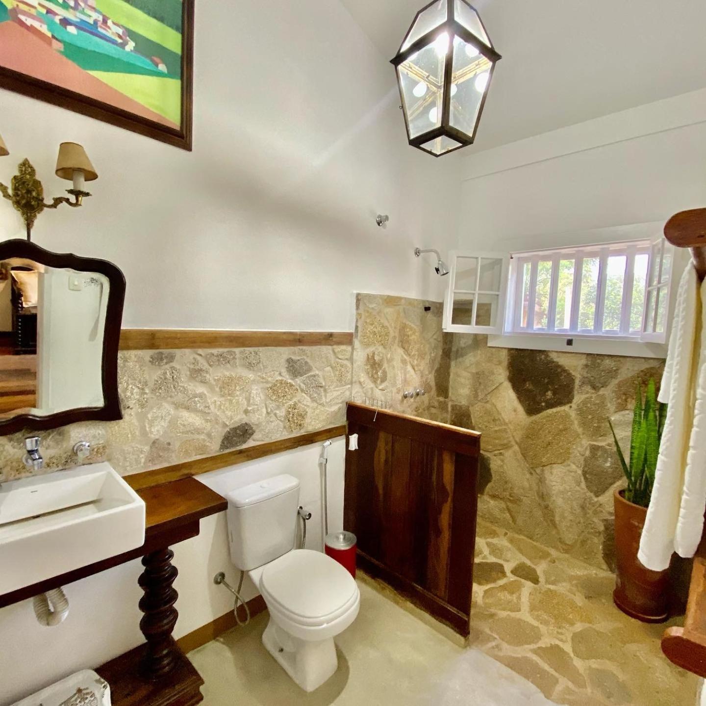 Deluxe Triple Room - Photo 9
