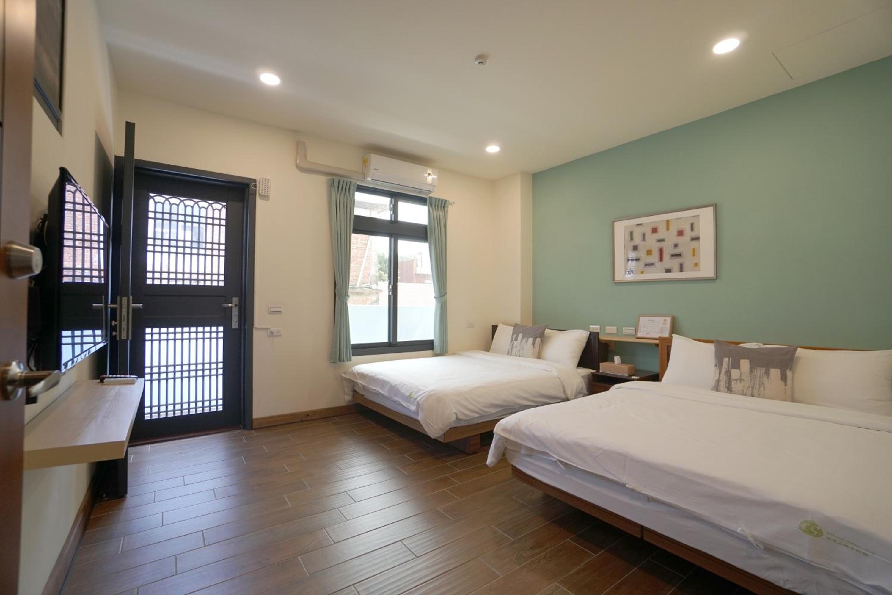 Standard Quadruple Room photo 3