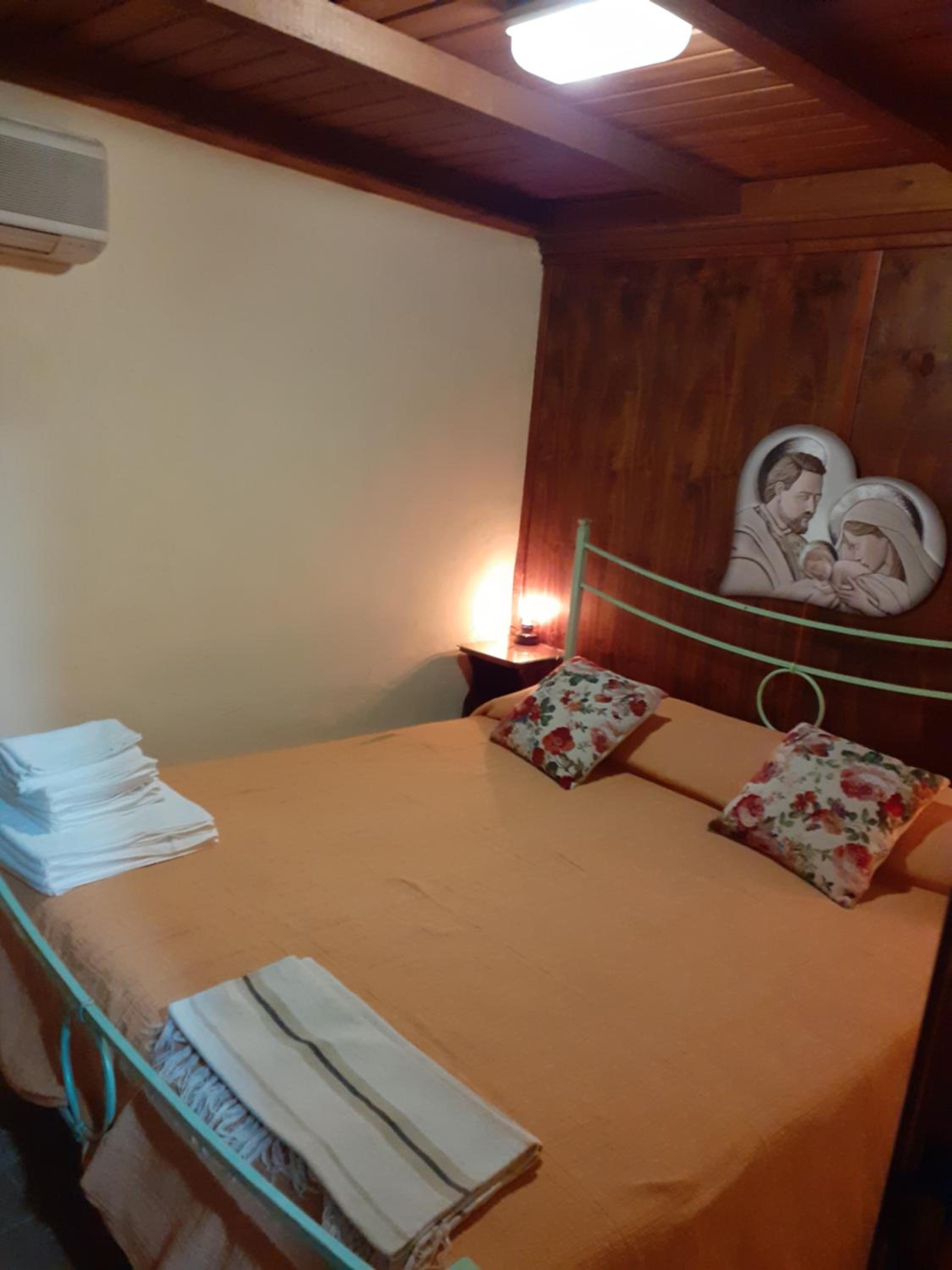 One-Bedroom House photo 3