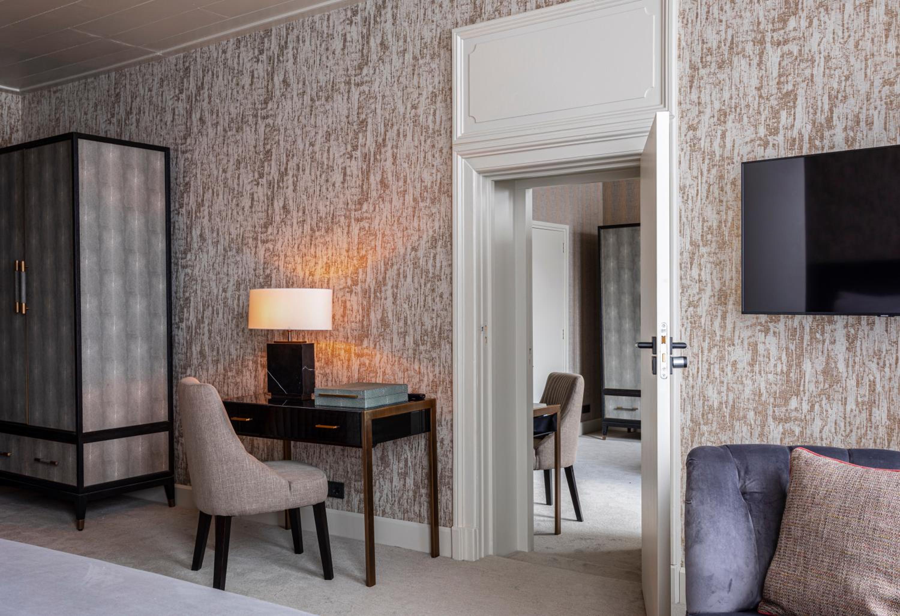 Superior King Room photo 3