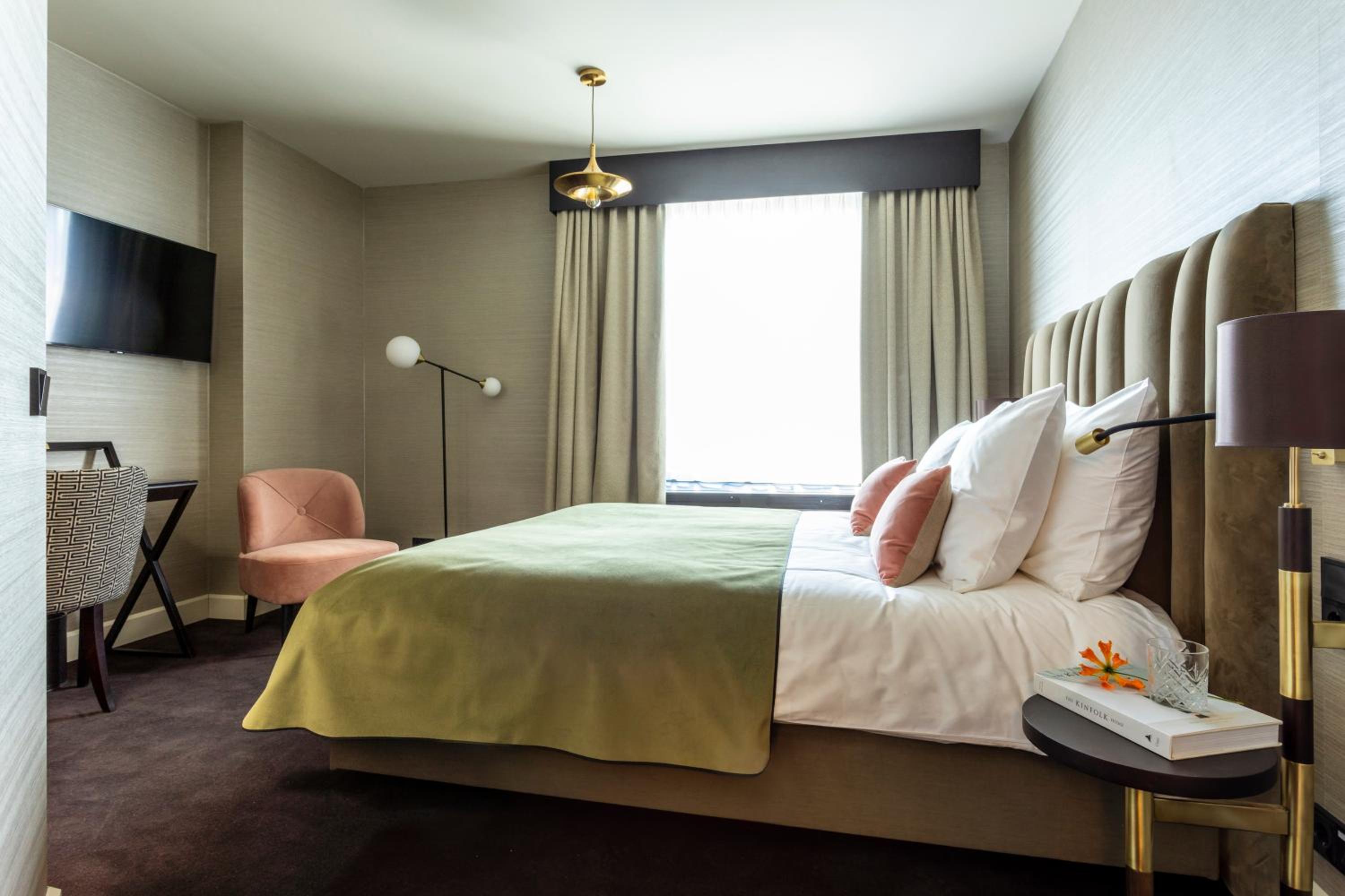 Standard Double Room photo 3