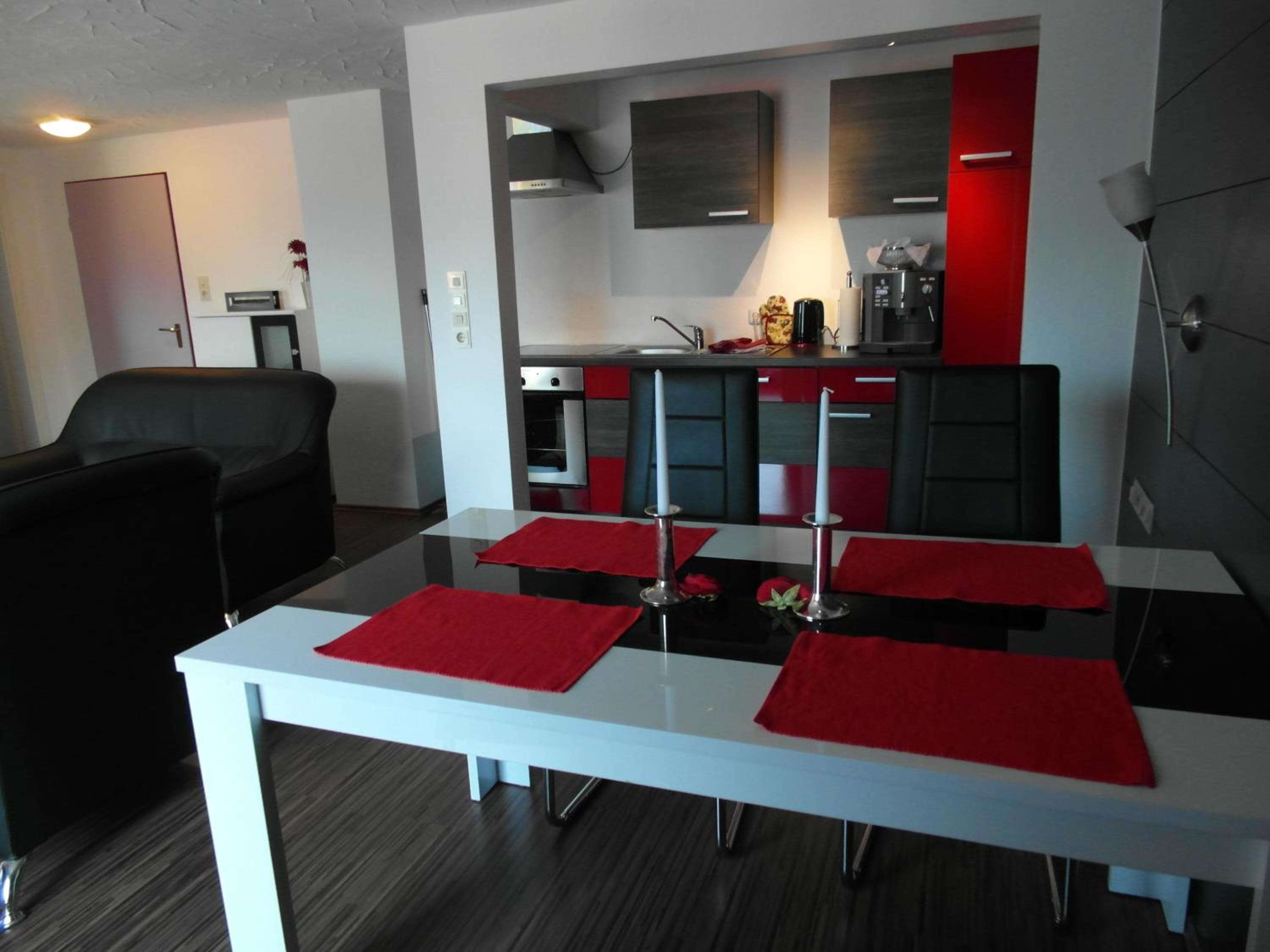 Apartment with Mountain View photo 2