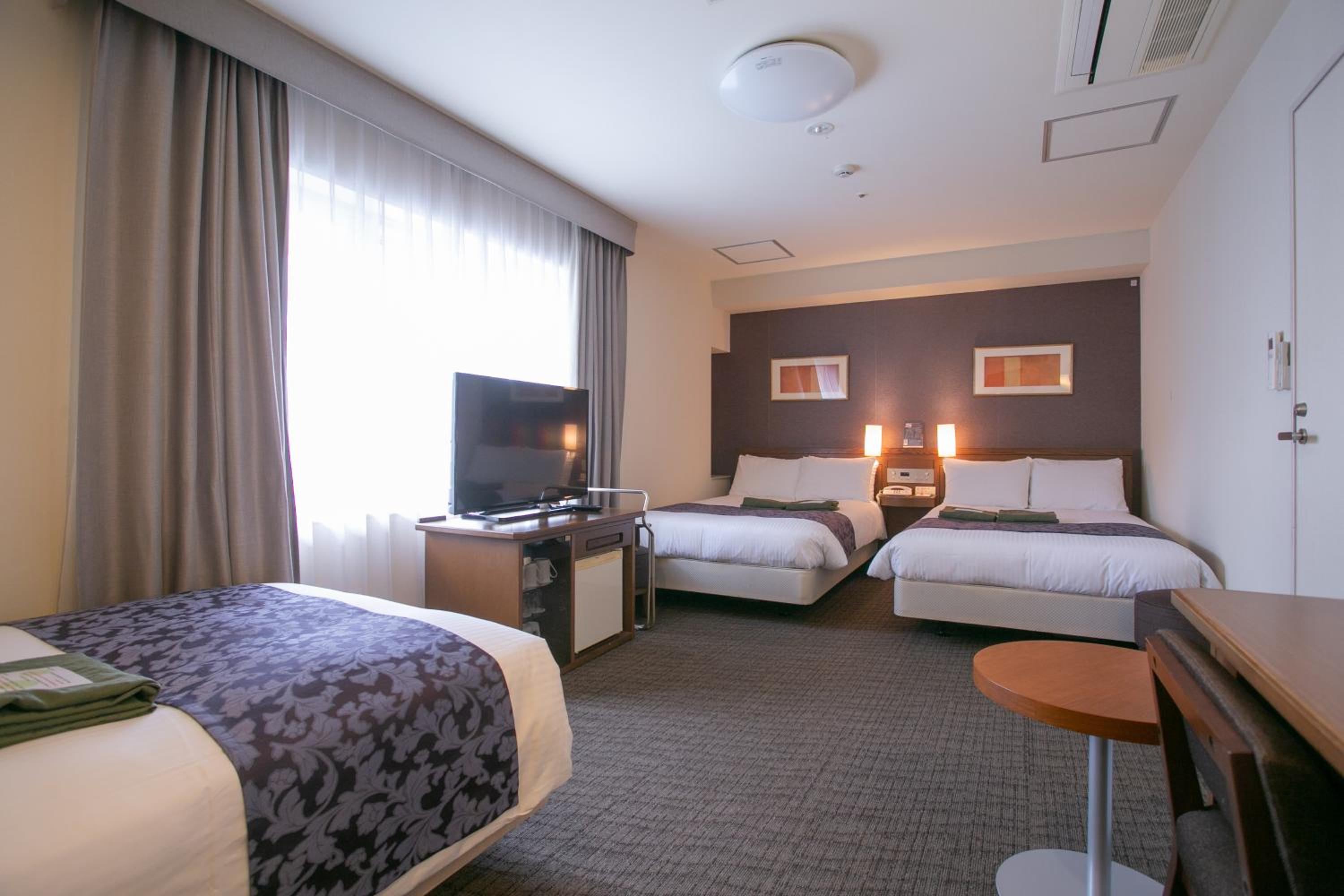 Standard Triple Room photo 2