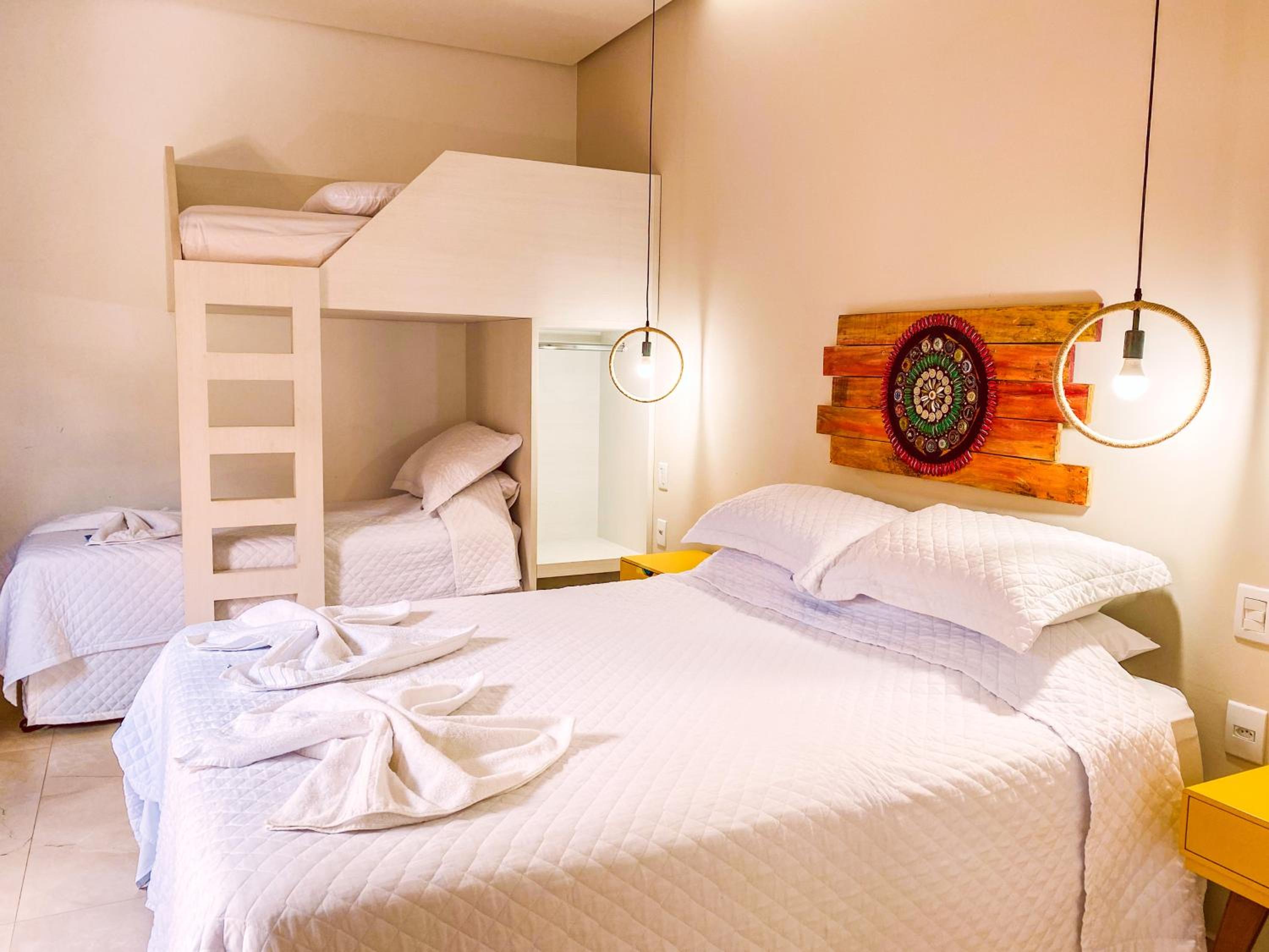Deluxe Quadruple Room - Photo 6