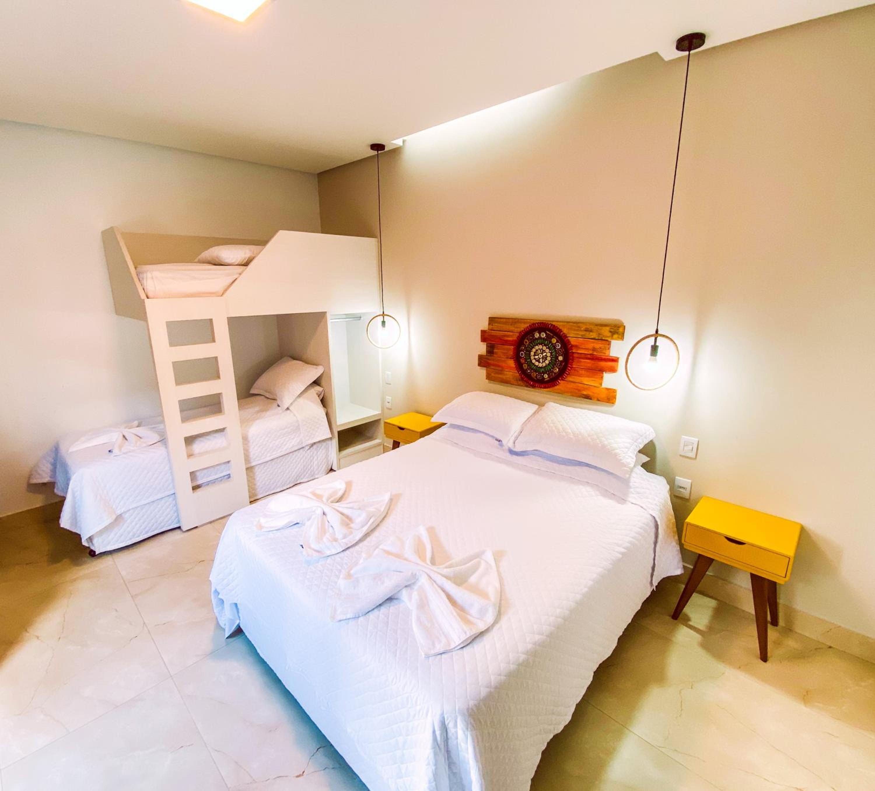 Deluxe Quadruple Room - Photo 4