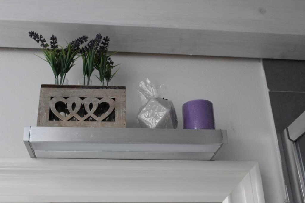 One-Bedroom Apartment - Photo 6