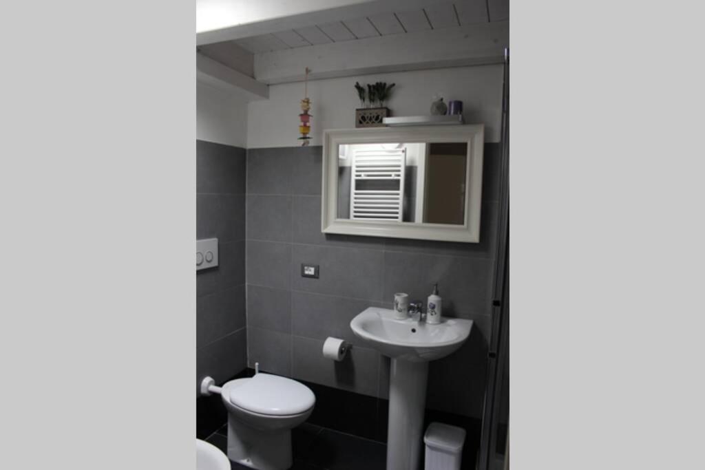 One-Bedroom Apartment - Photo 8