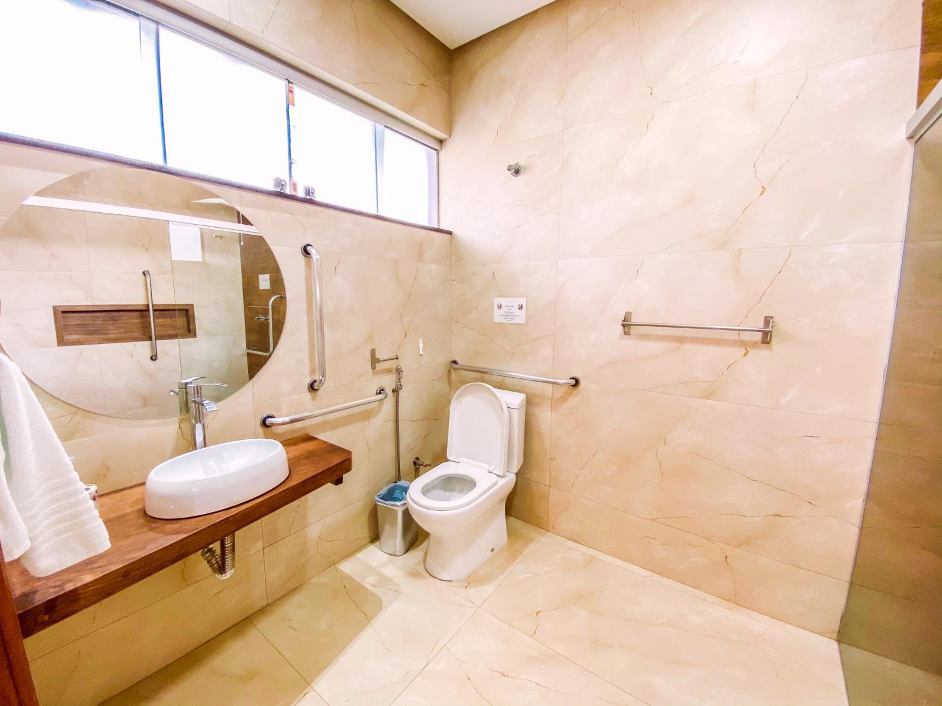 Deluxe Triple Room - Photo 7