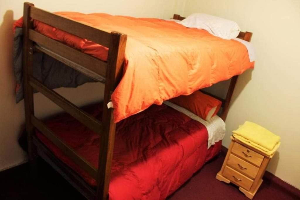 2 Bedroom with Shared Bathroom photo 3