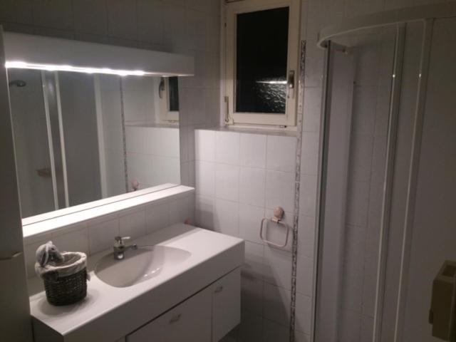 One-Bedroom Apartment - Photo 14