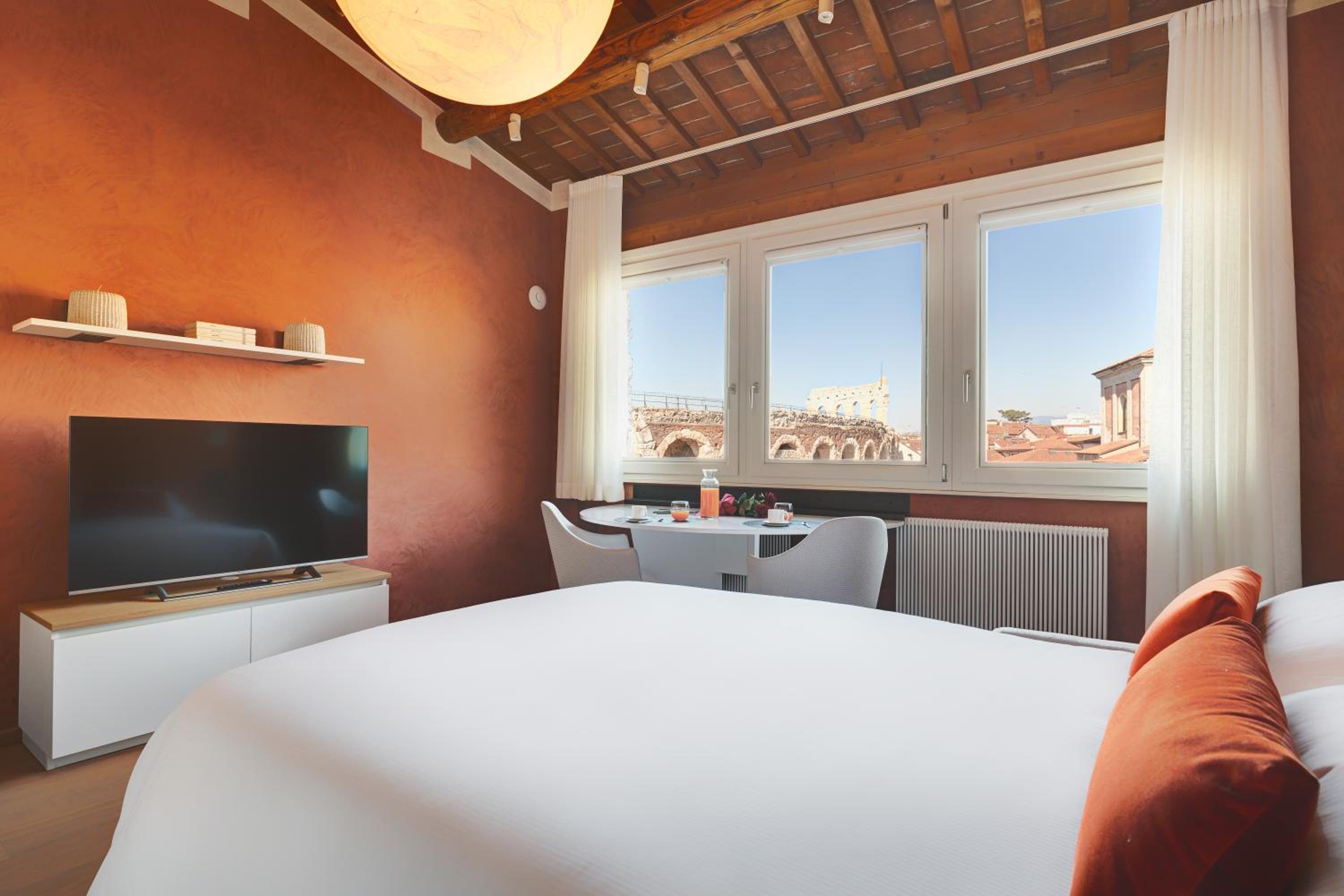 Duplex Apartment with Arena view  - Photo 13