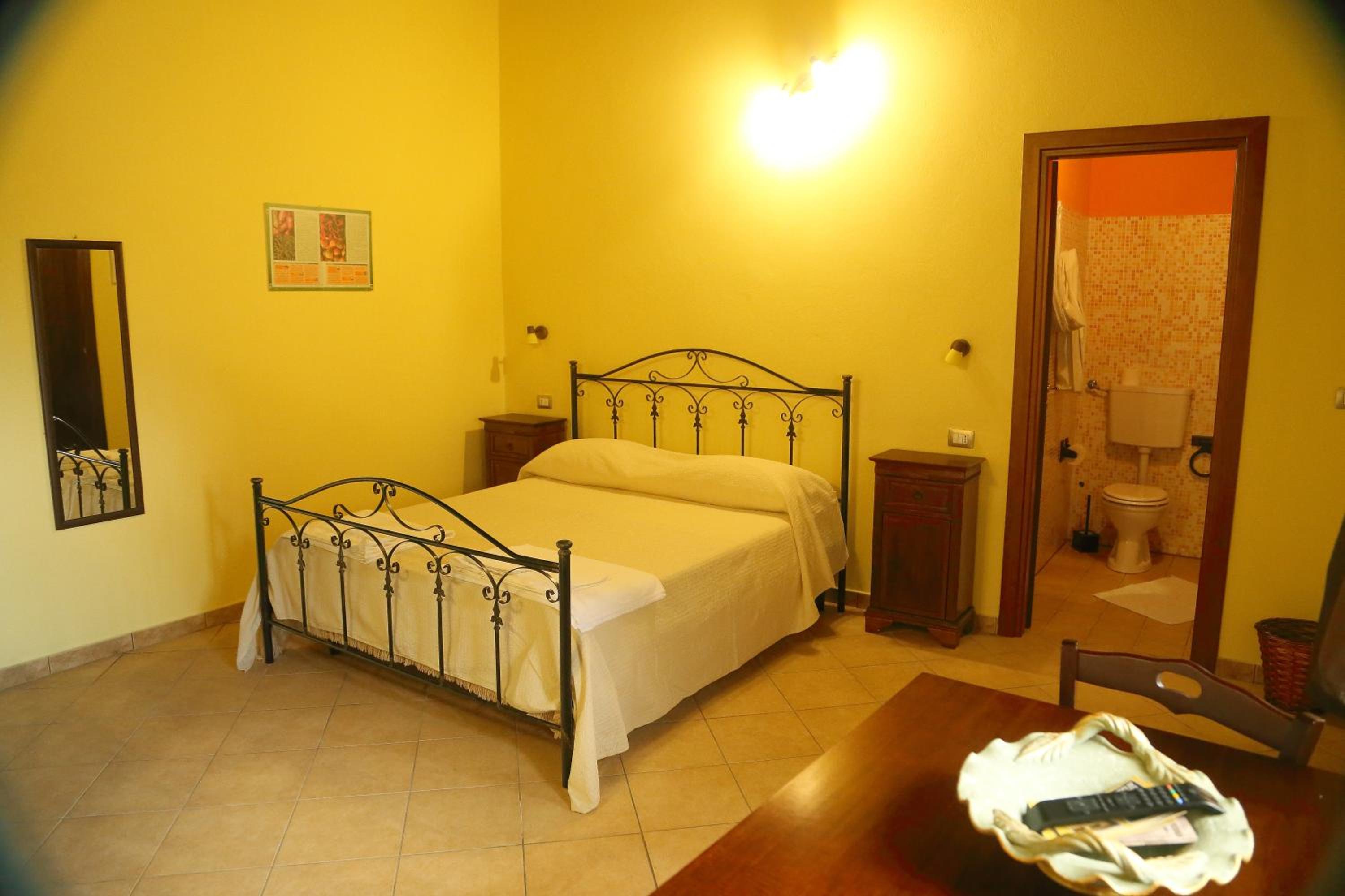 Double Room with Garden View photo 2