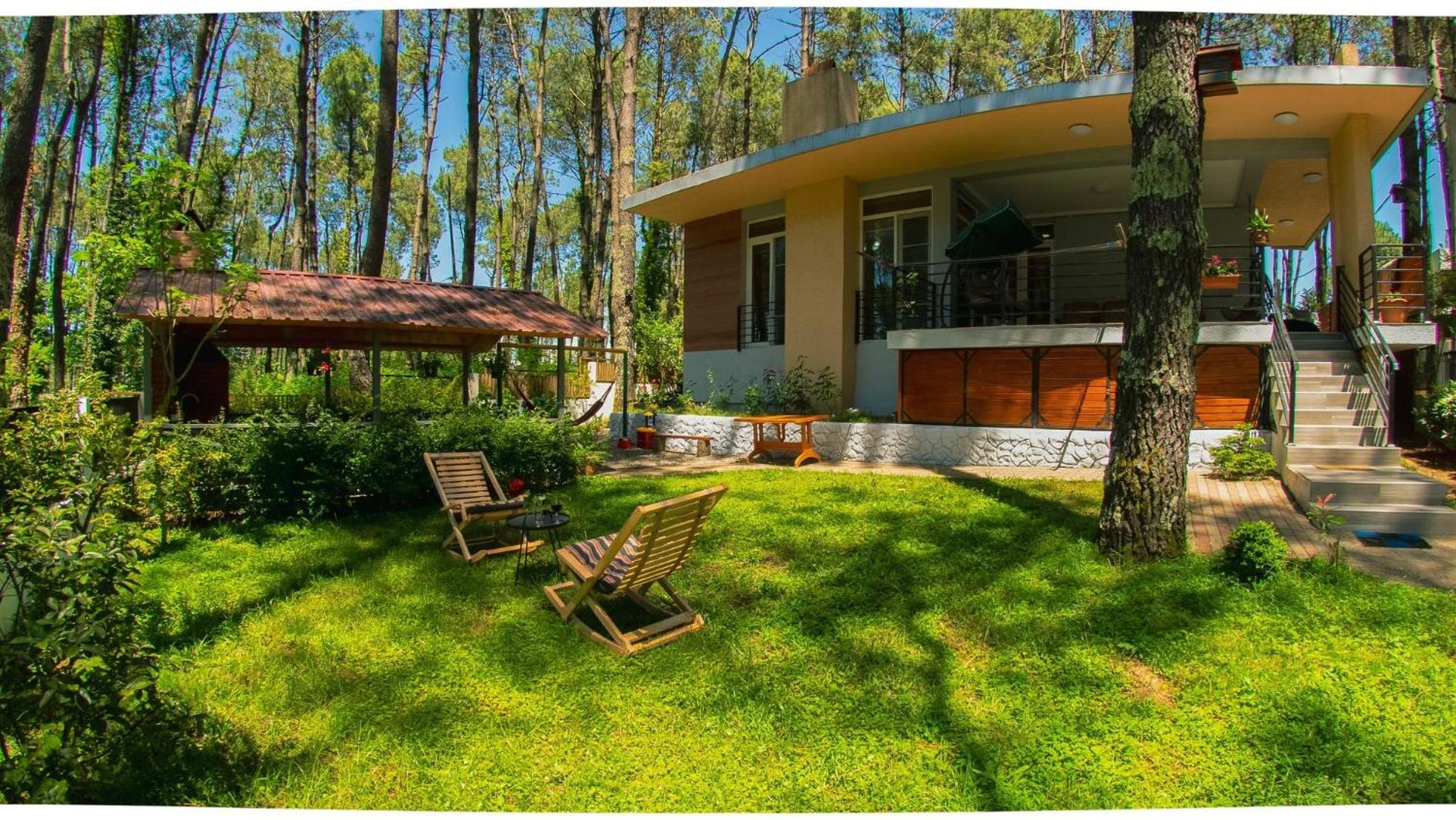 Villa photo 2
