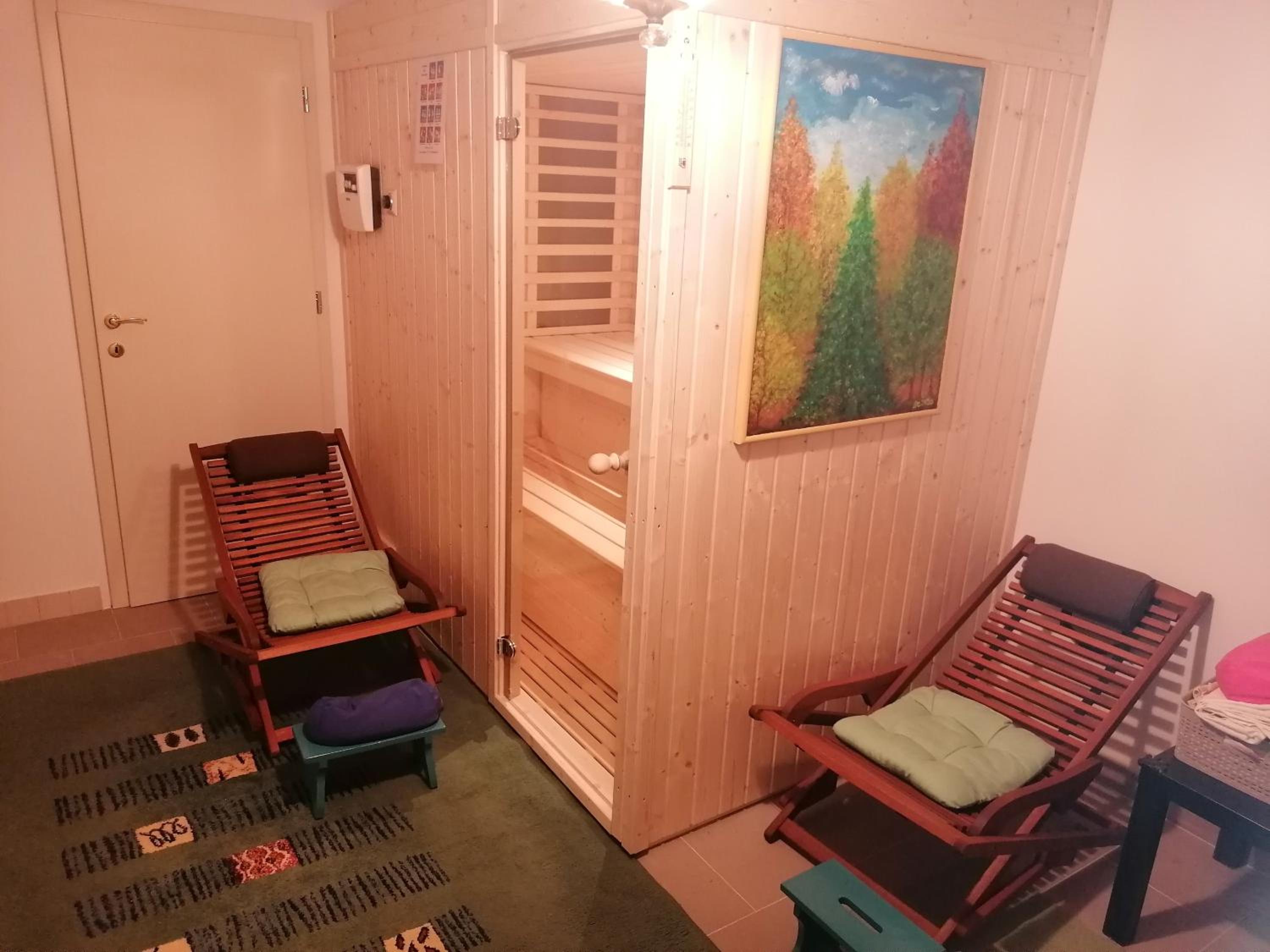Budget Double Room photo 2