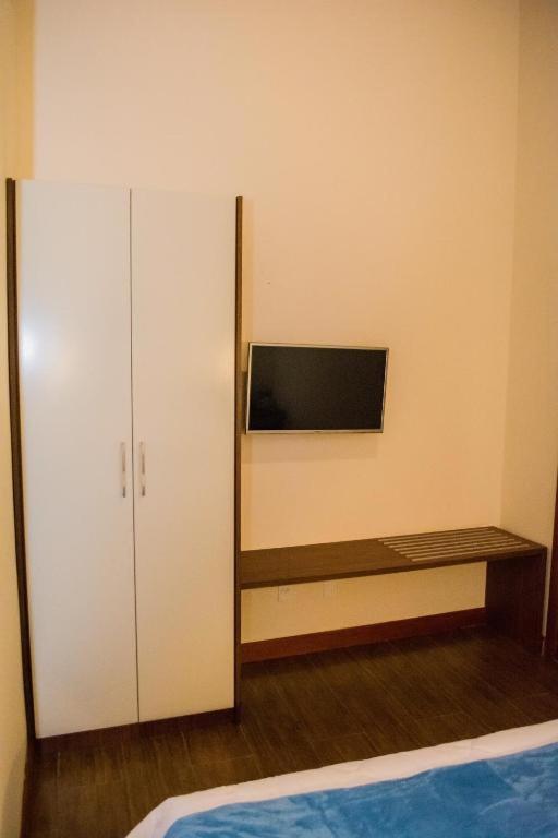 Double Room - Photo 5
