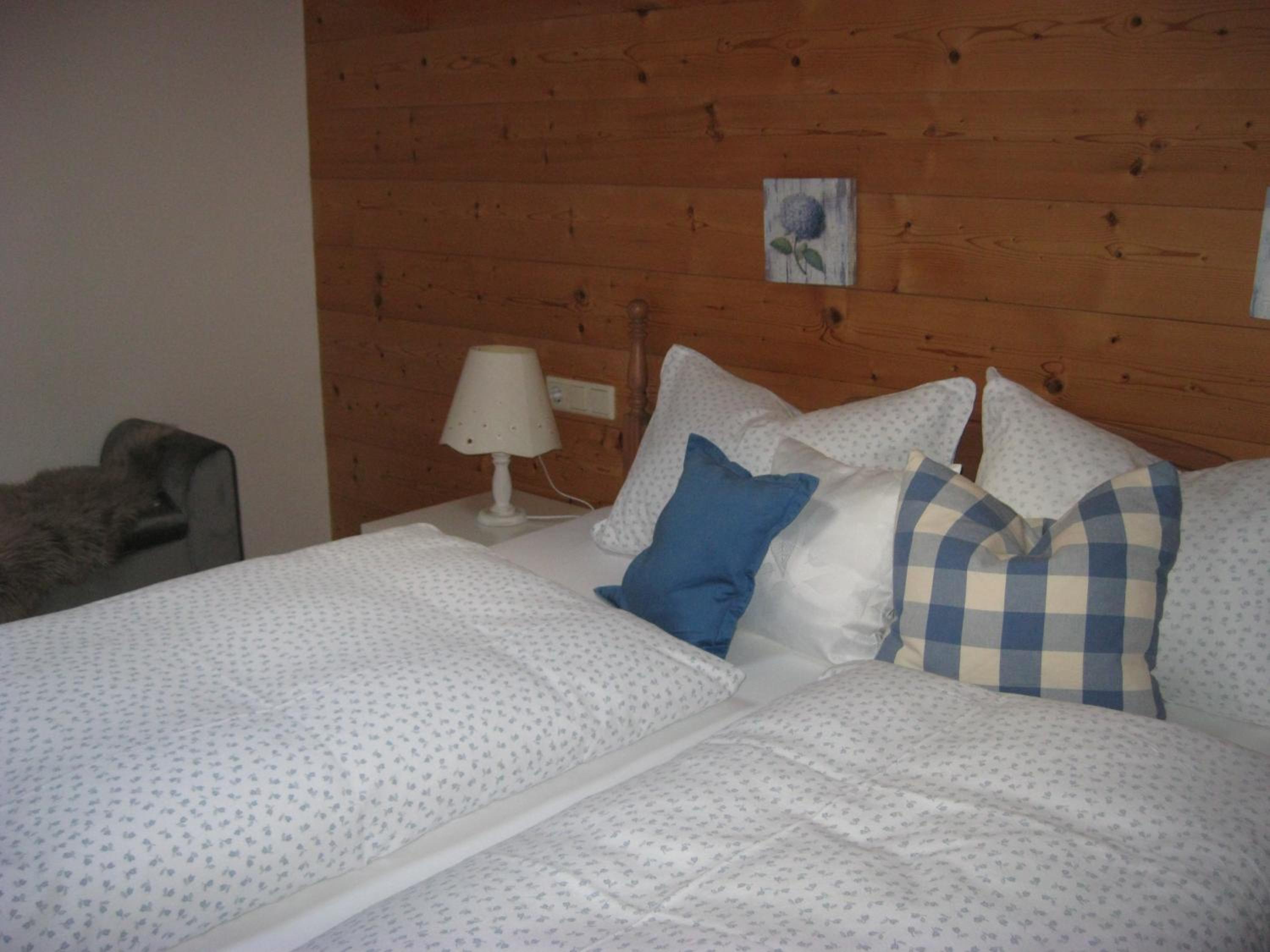 Two-Bedroom Apartment with Balcony photo 3