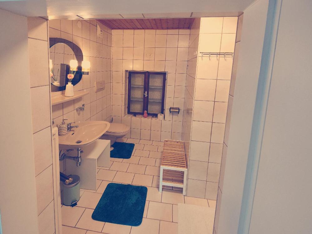 Apartment with Lake View - Photo 3