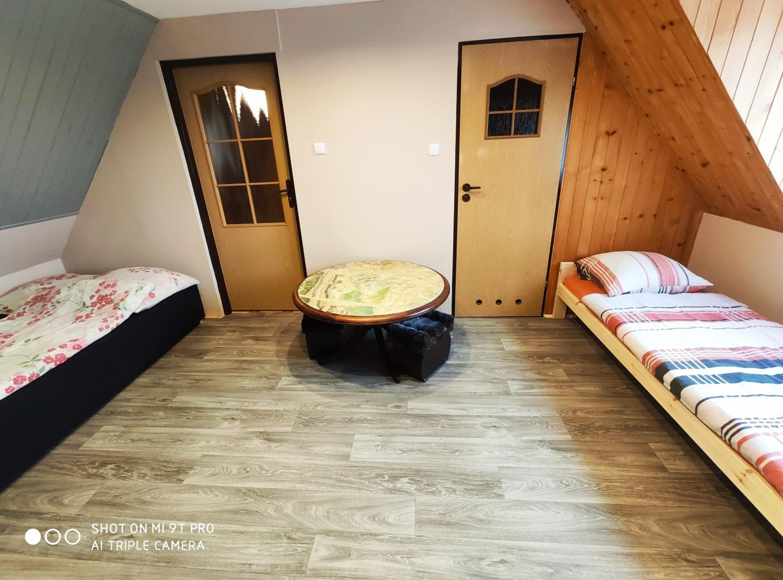 Family Room with Private Bathroom photo 1