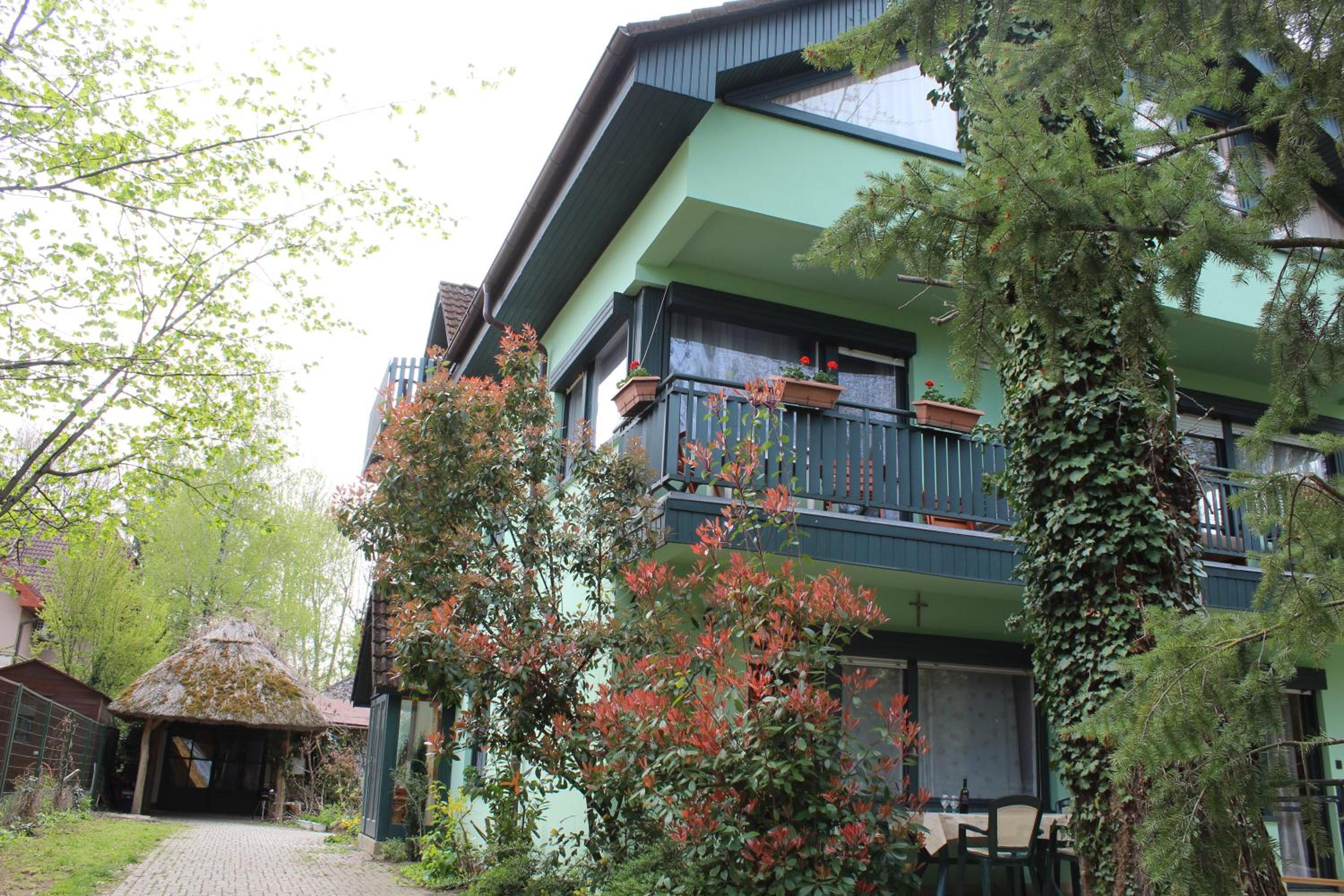 Apartment - Photo 1