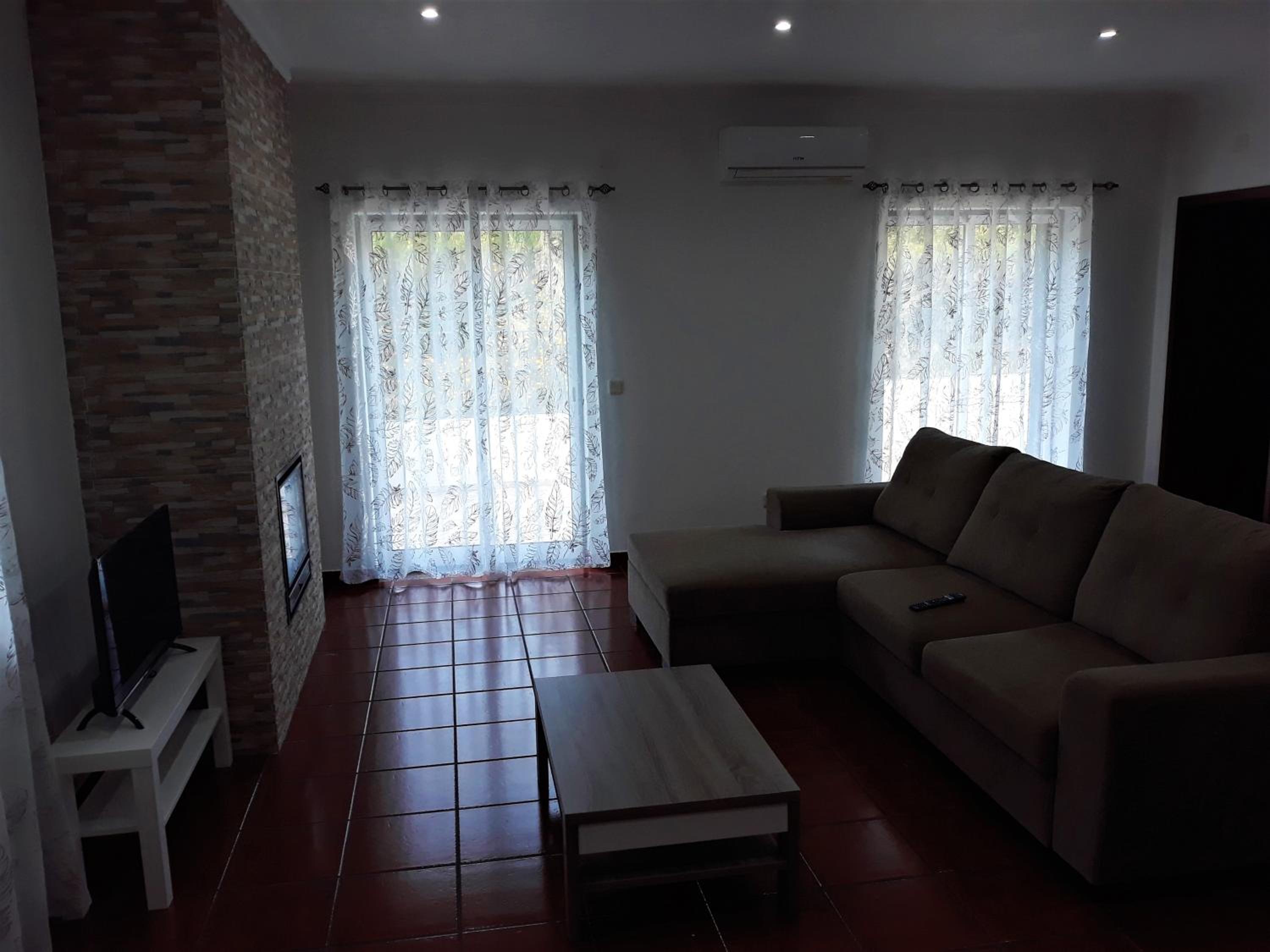 Three-Bedroom House photo 3