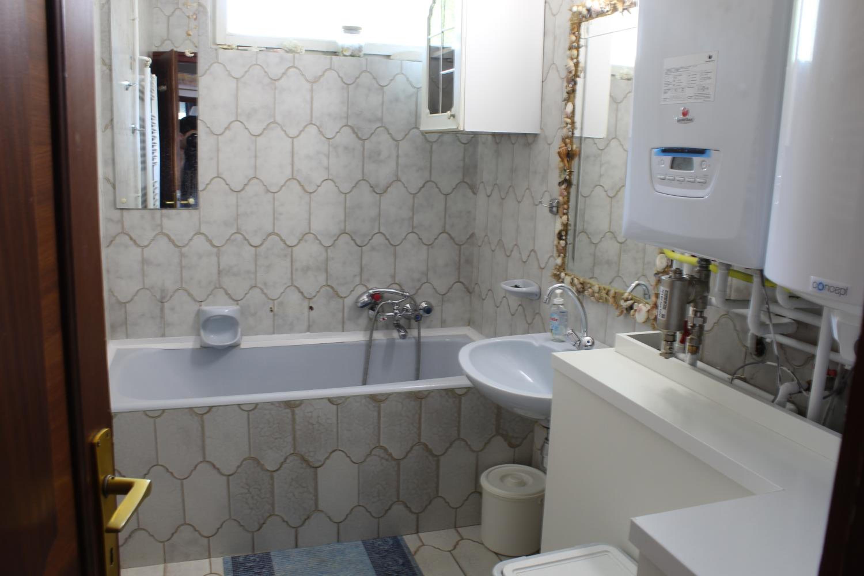 Apartment - Photo 23