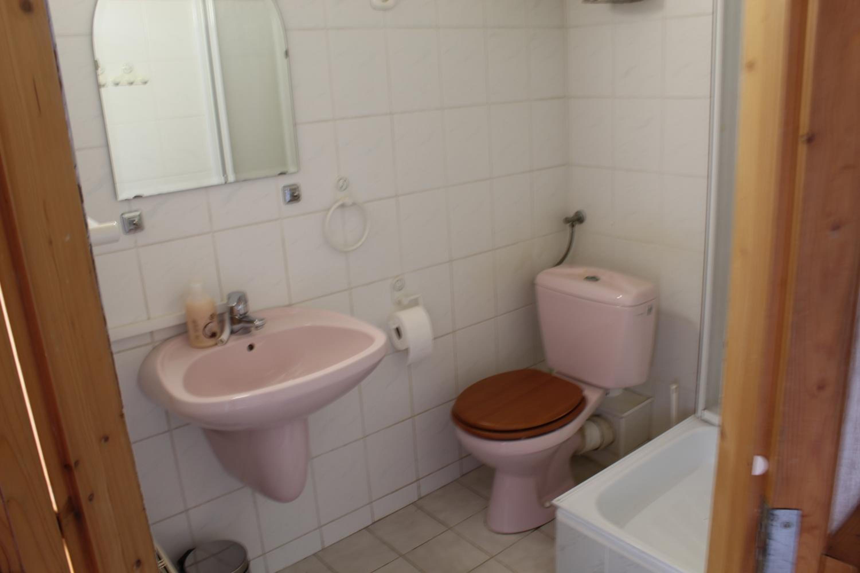 Apartment - Photo 35