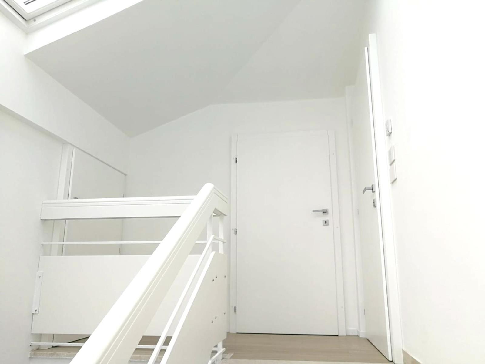 Double Room with Private External Bathroom - Photo 2