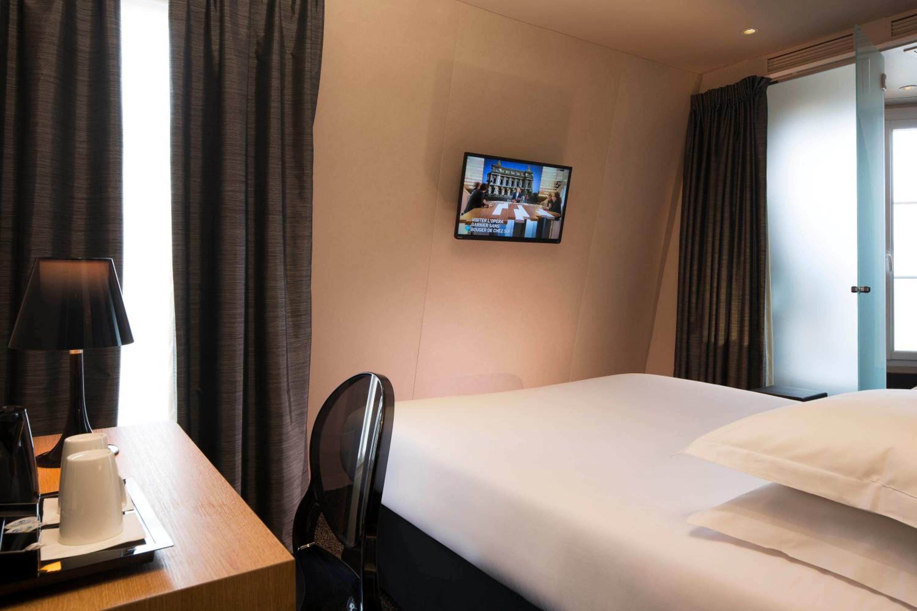 Superior Queen Room photo 1