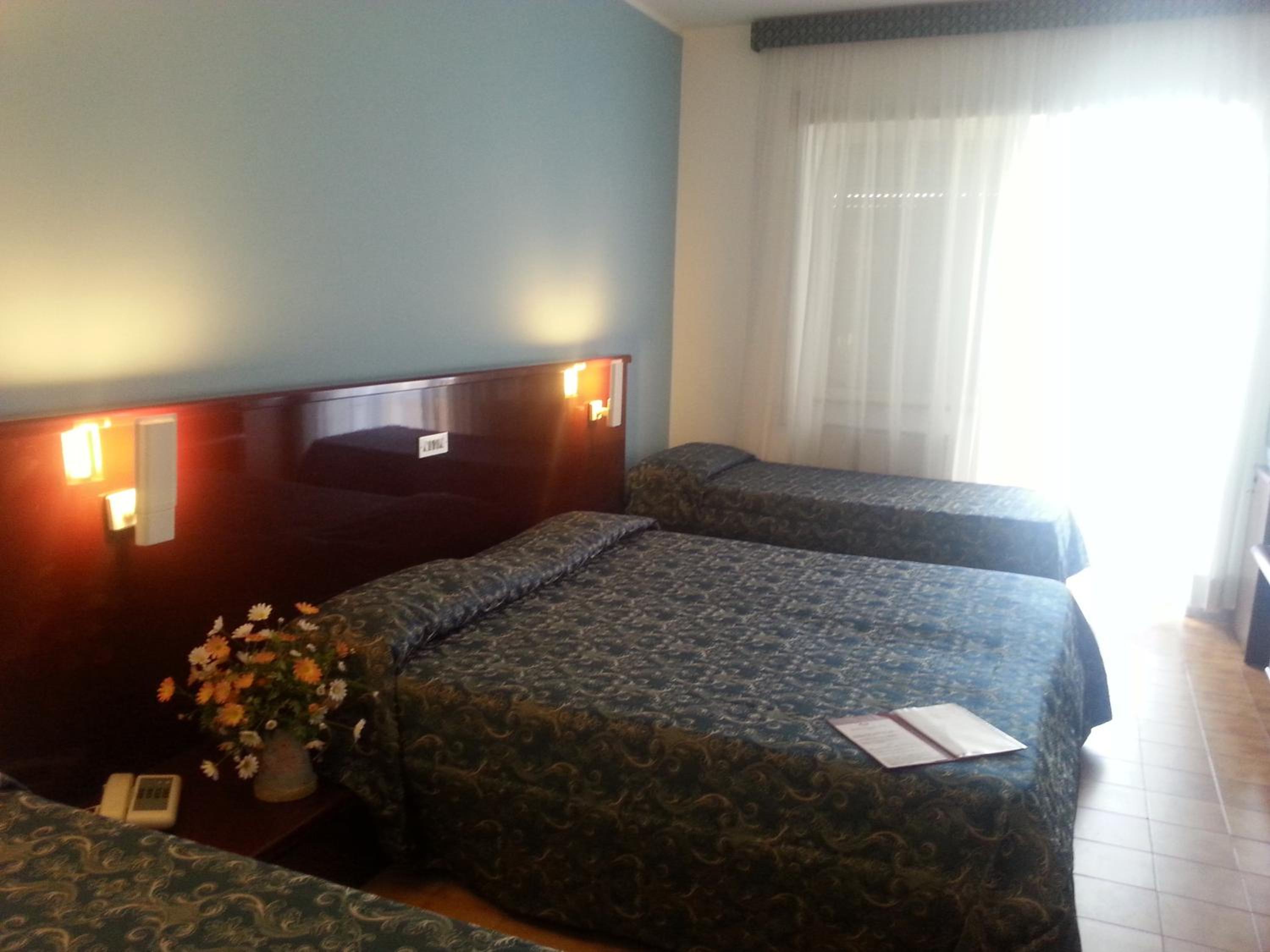 Double Or Twin Room photo 1