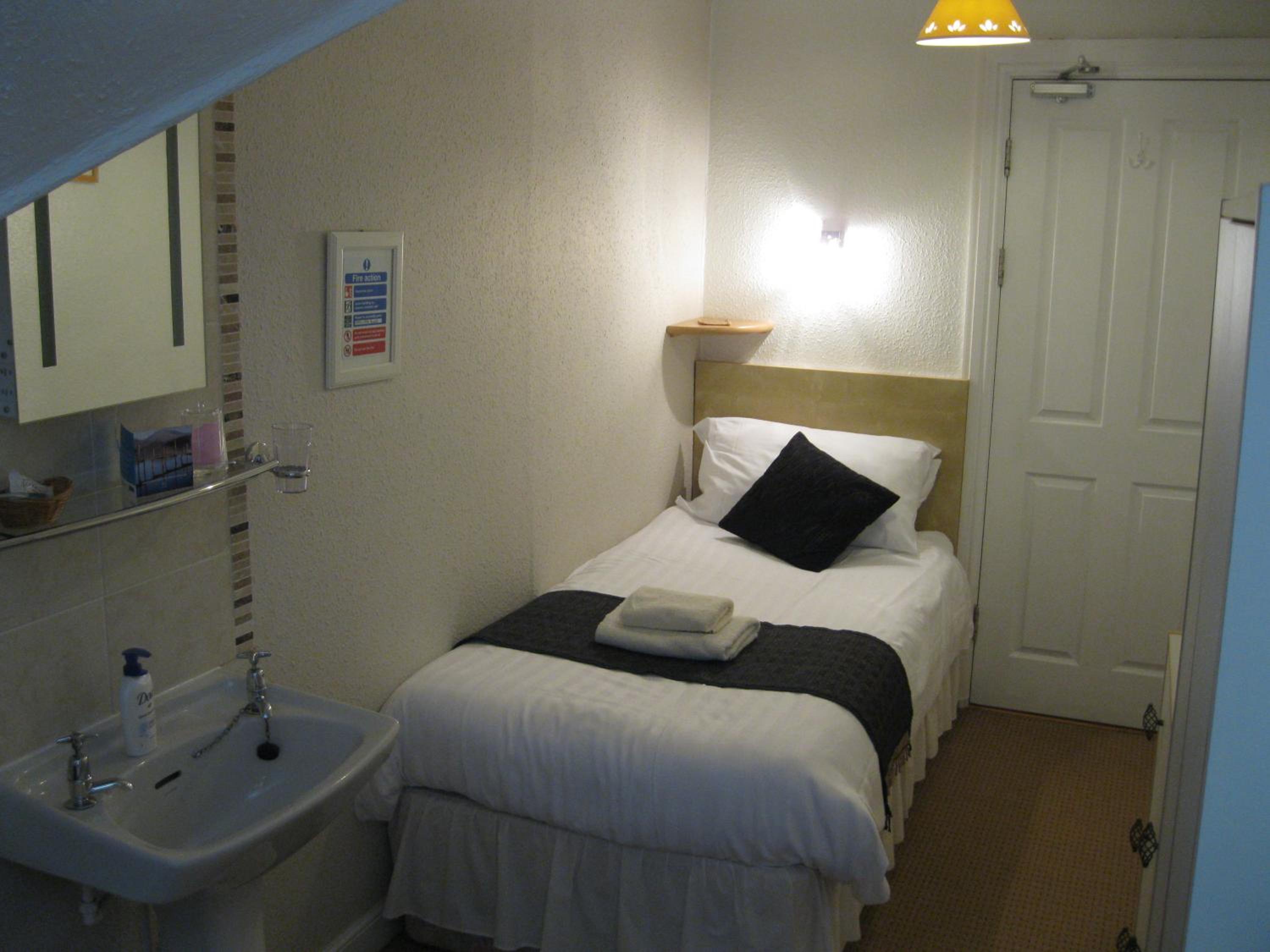 Standard Single Room photo 2