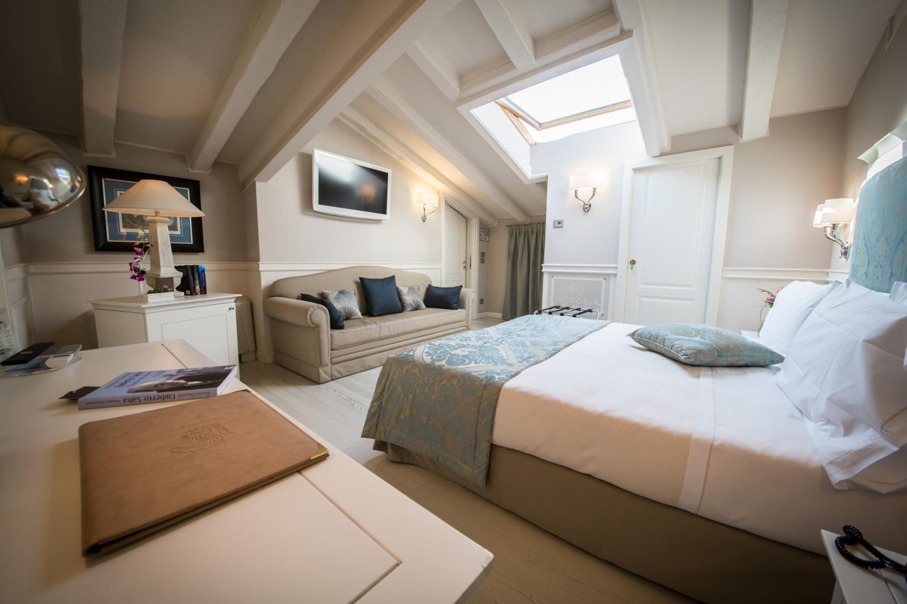 Superior Double Room - Photo 8