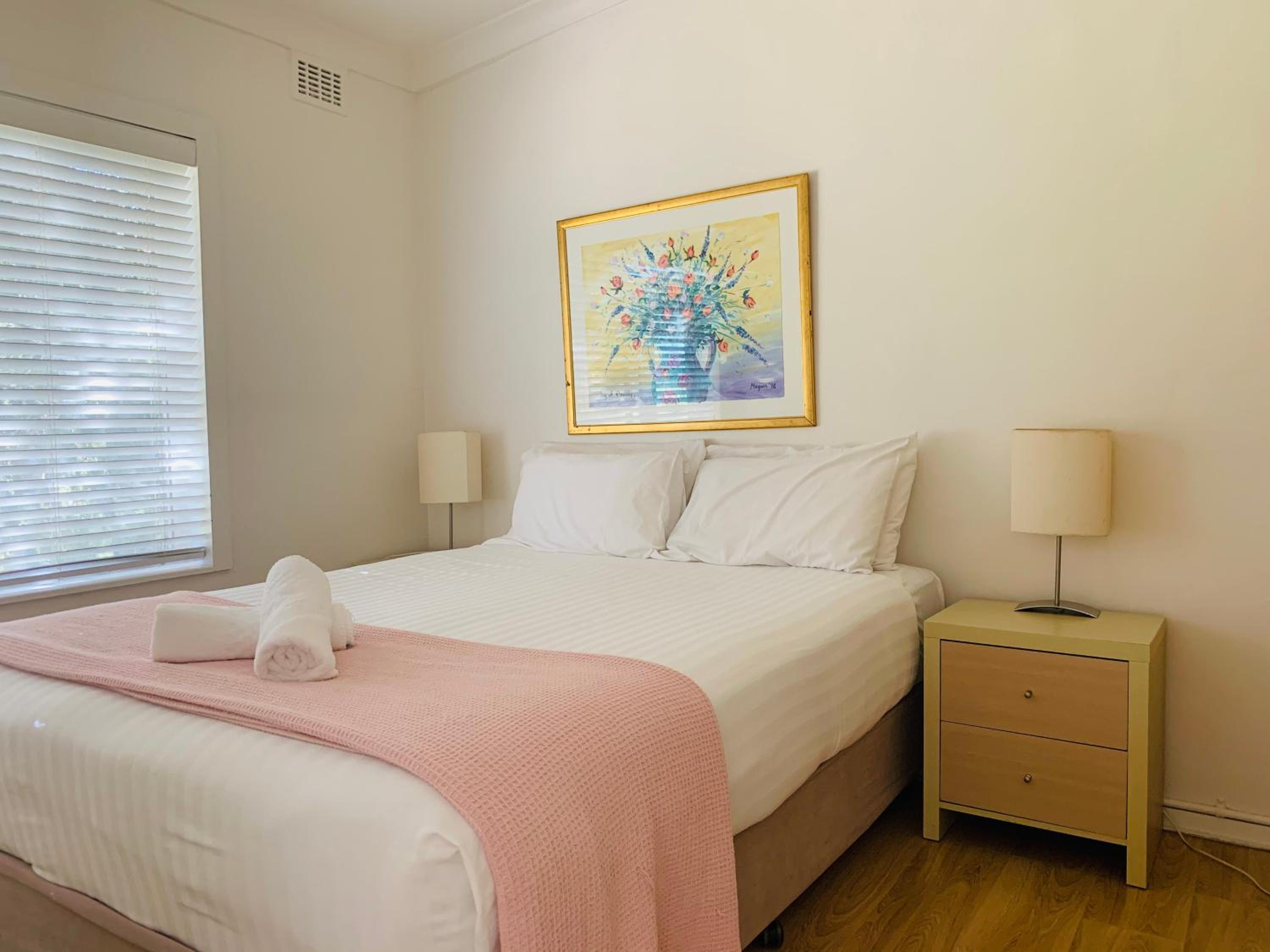 Three-Bedroom Cottage photo 2