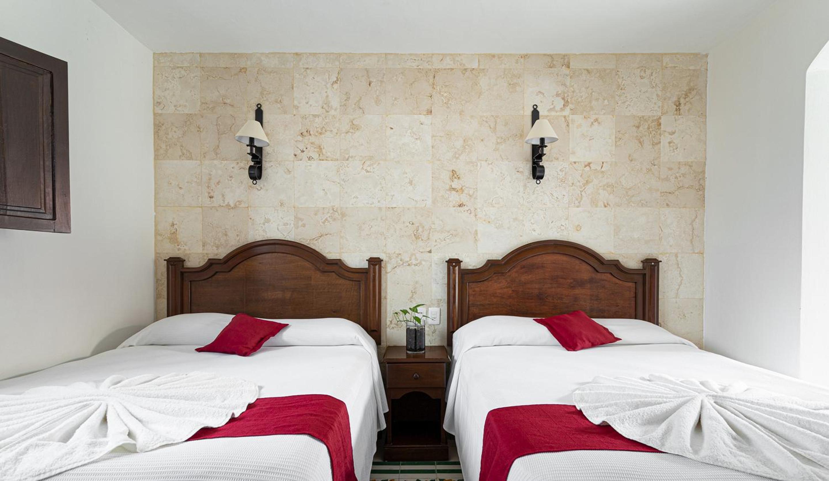 Double Room with Two Double Beds photo 1
