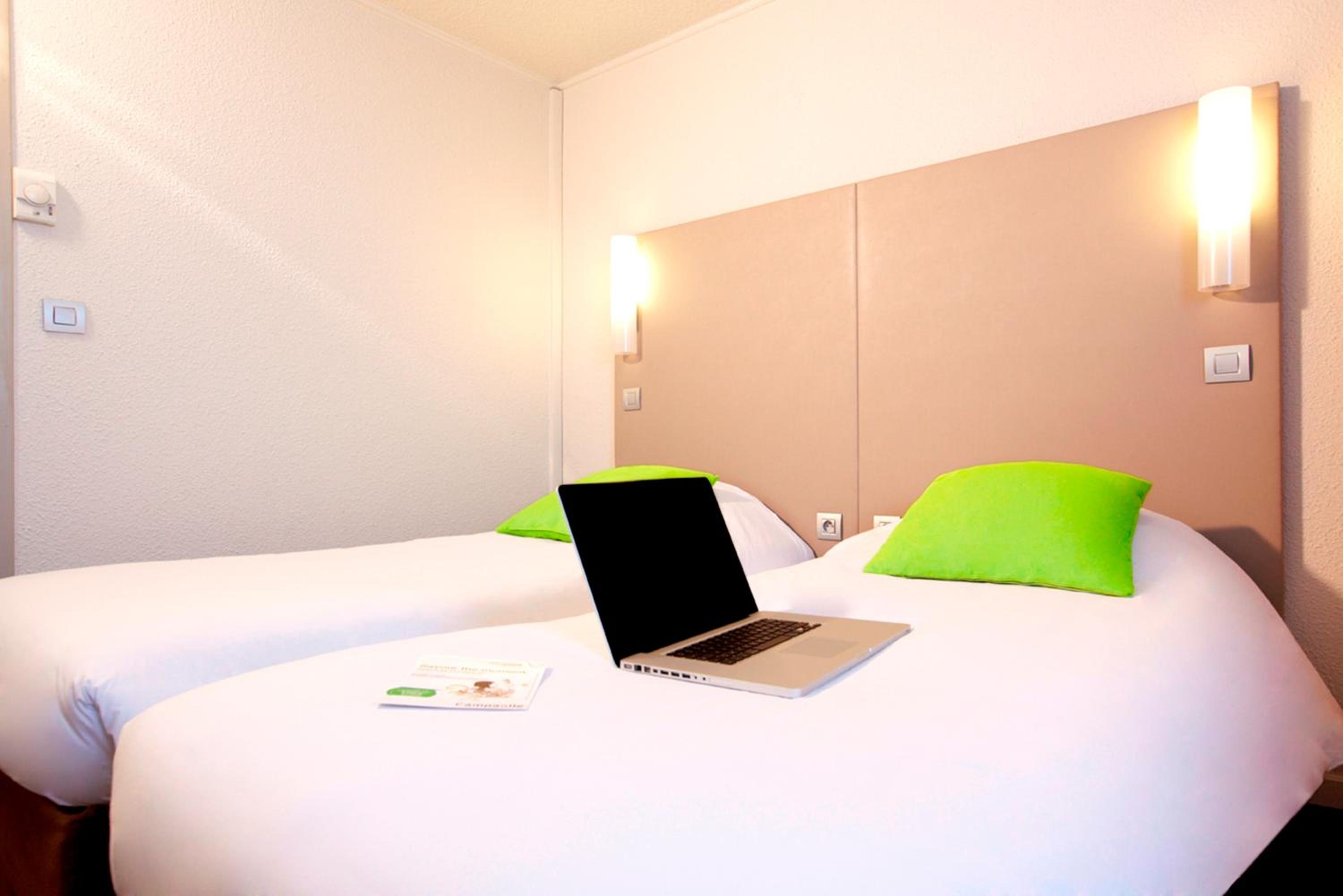 Twin Room - Photo 6