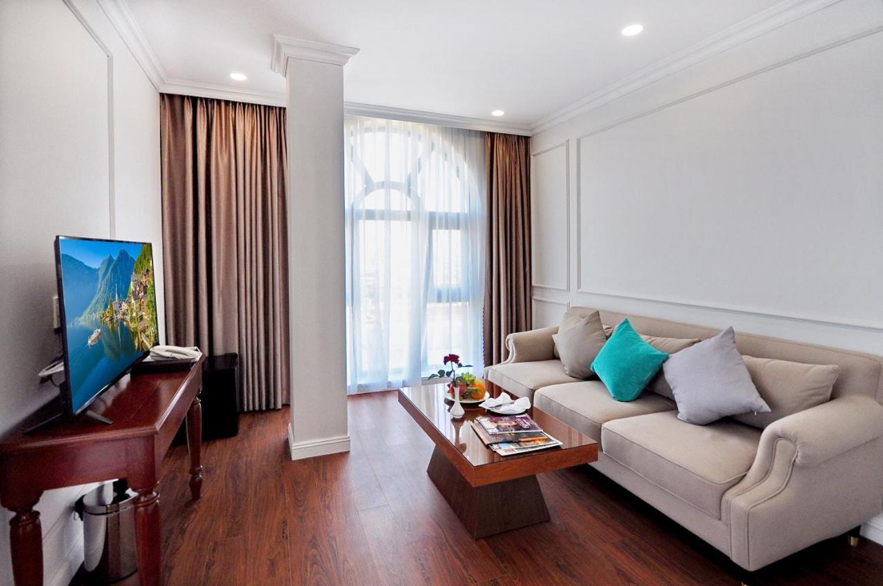 Queen Suite with Sea View - Photo 1