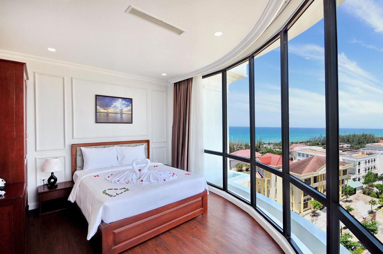 Queen Suite with Sea View - Photo 17