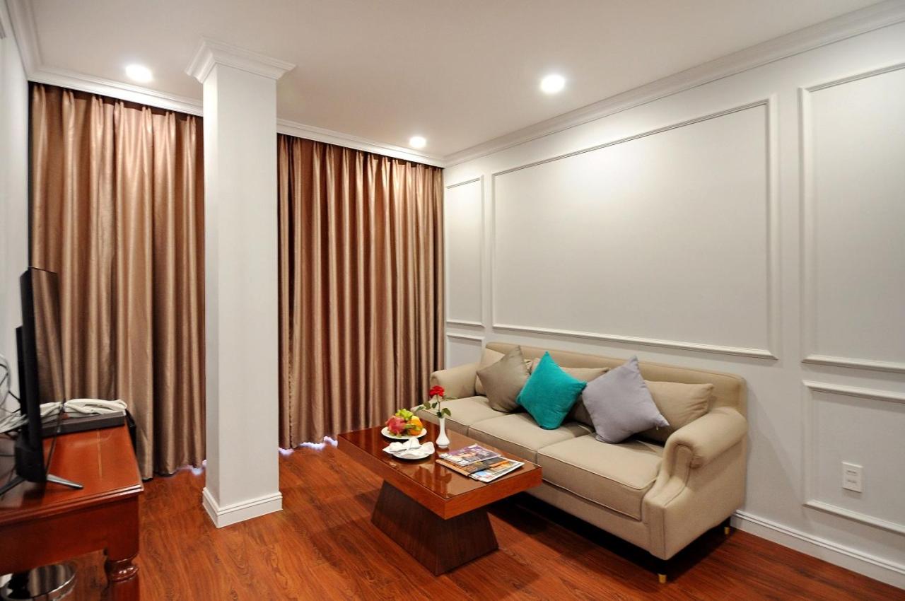 Queen Suite with Sea View - Photo 26