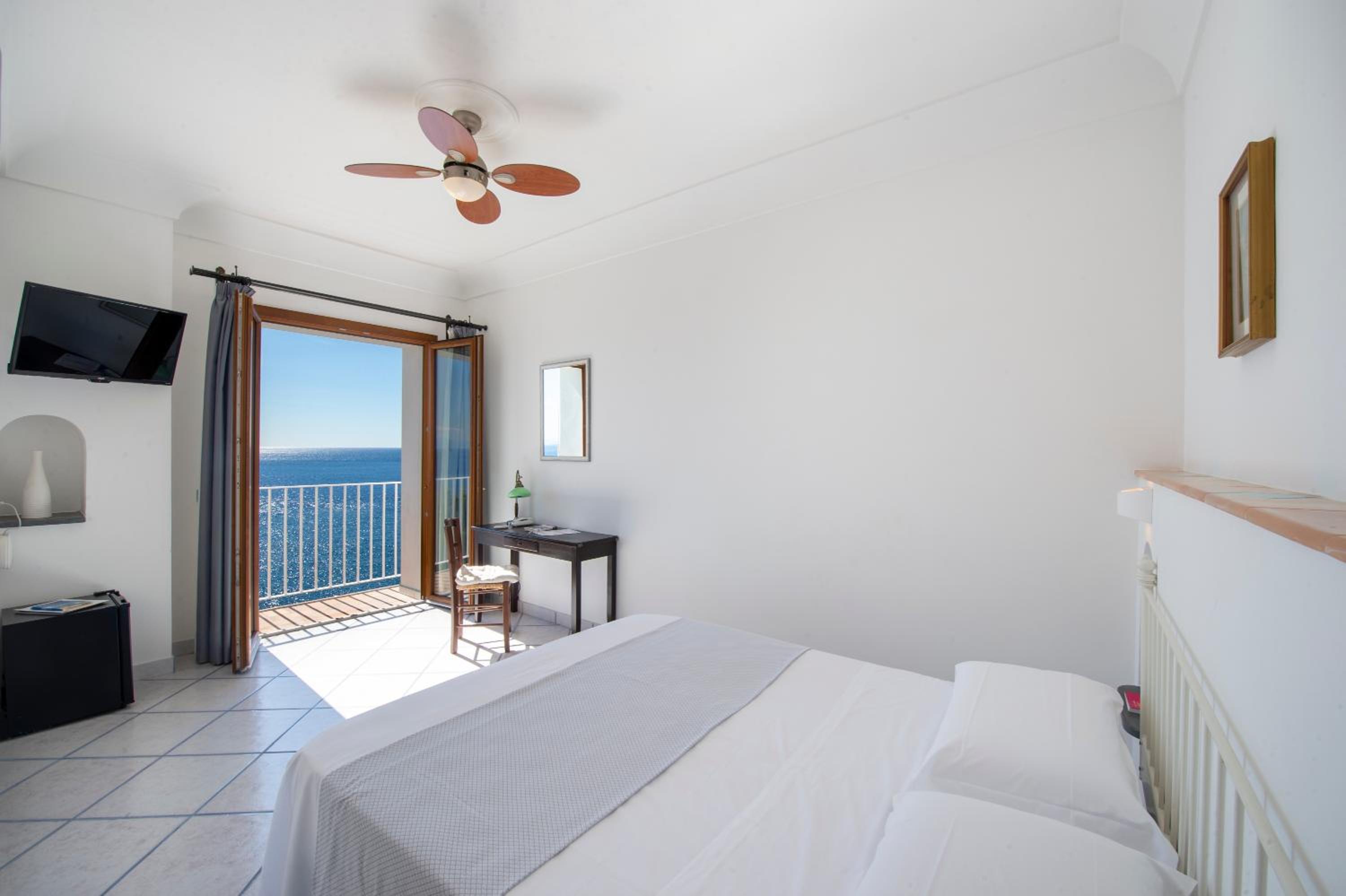 Standard Double Room with Sea View