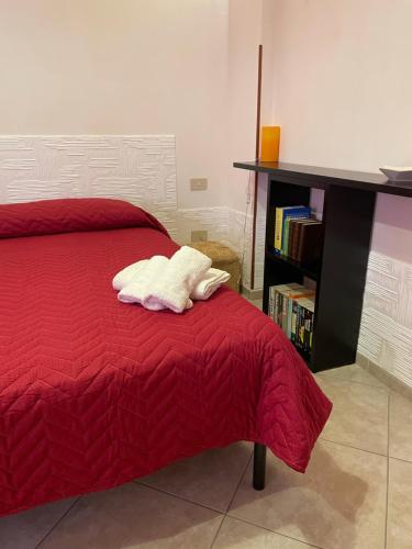 One-Bedroom Apartment - Photo 11
