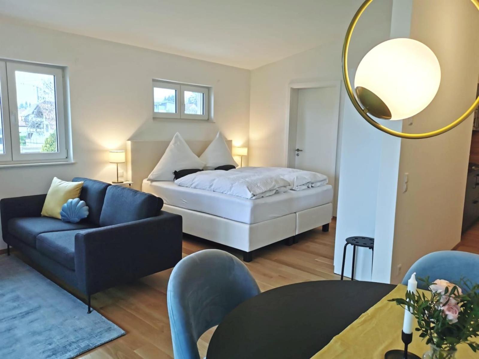 Apartment with Lake View photo 2