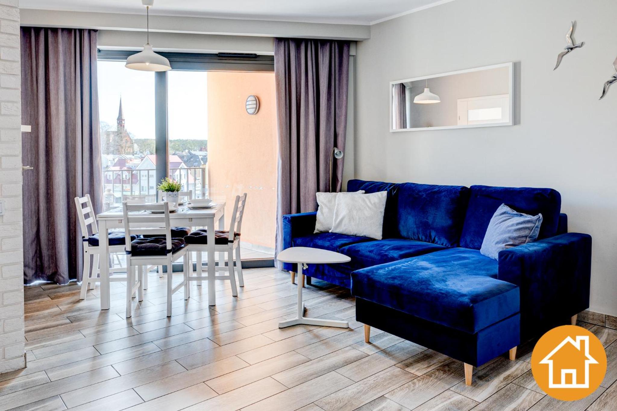 One-Bedroom Apartment with Street View photo 1