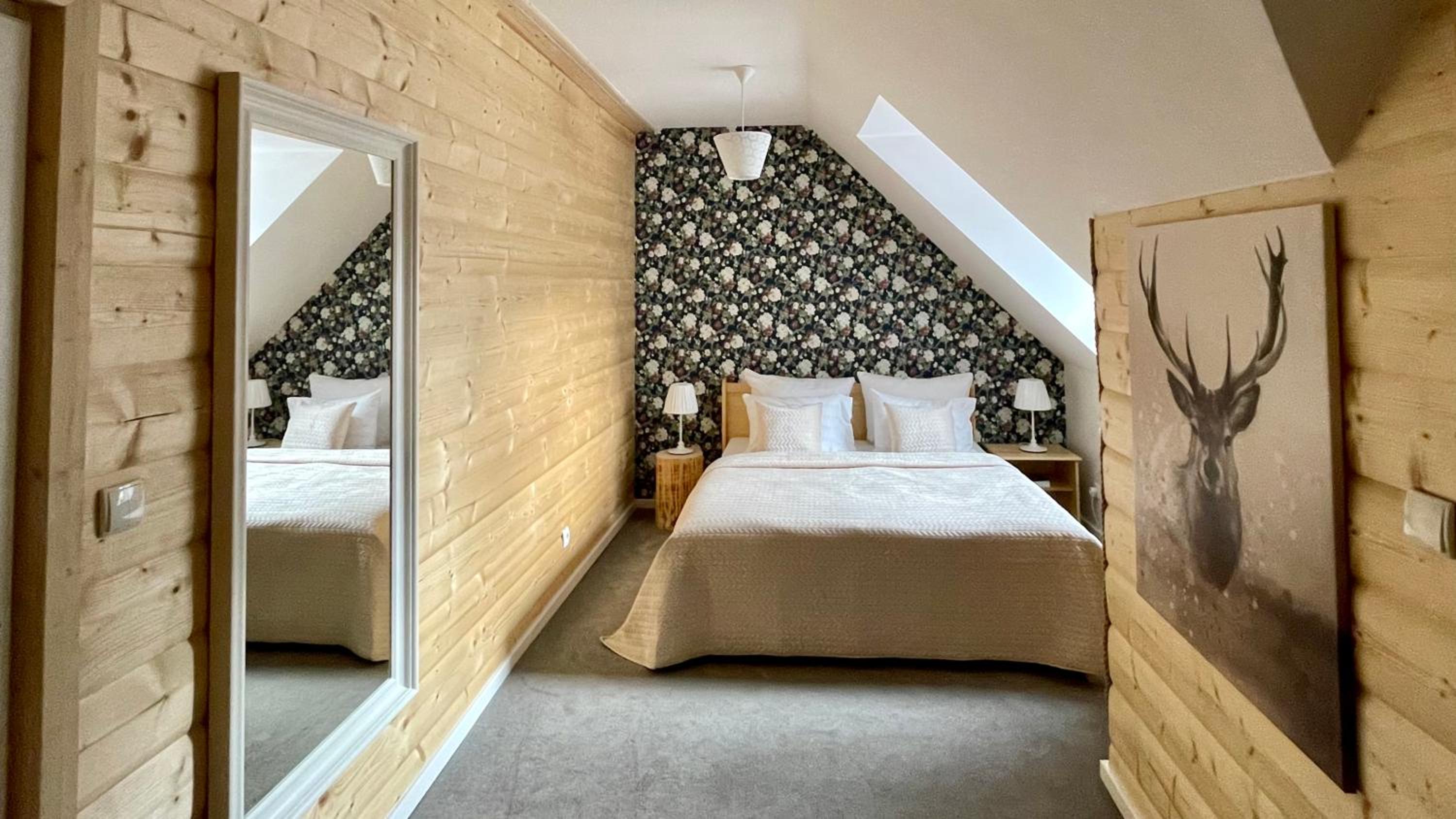 Deluxe Double or Twin Room - Photo 1