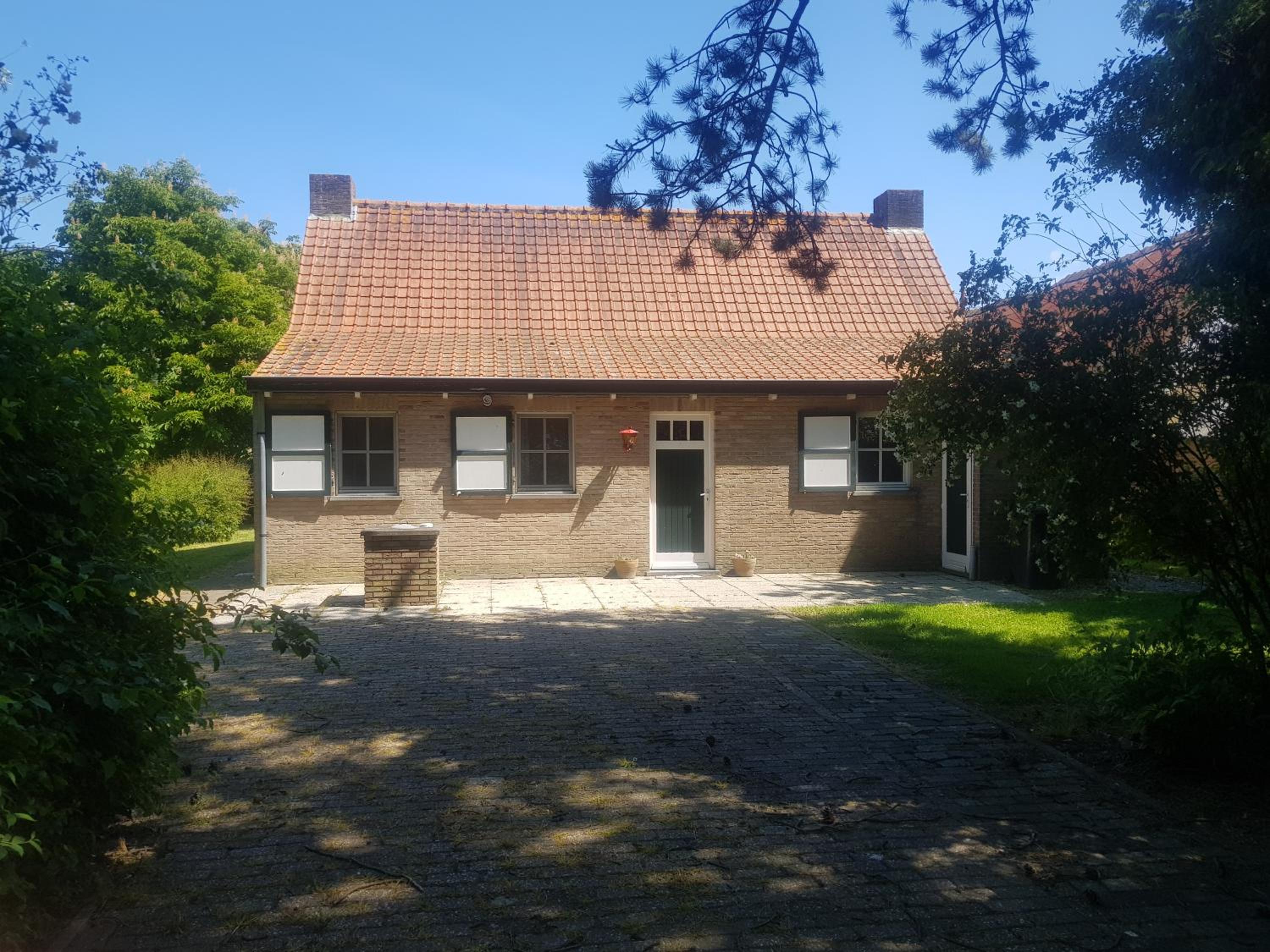 Four-Bedroom House photo 3