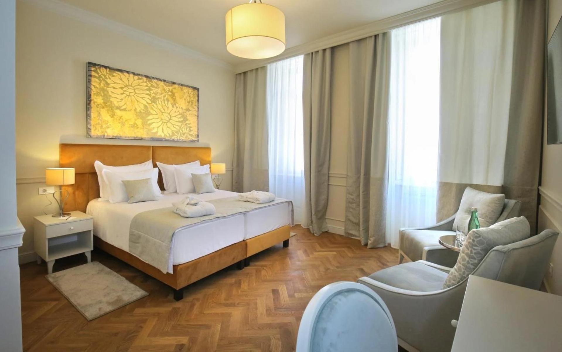 Deluxe Double or Twin Room - Photo 1