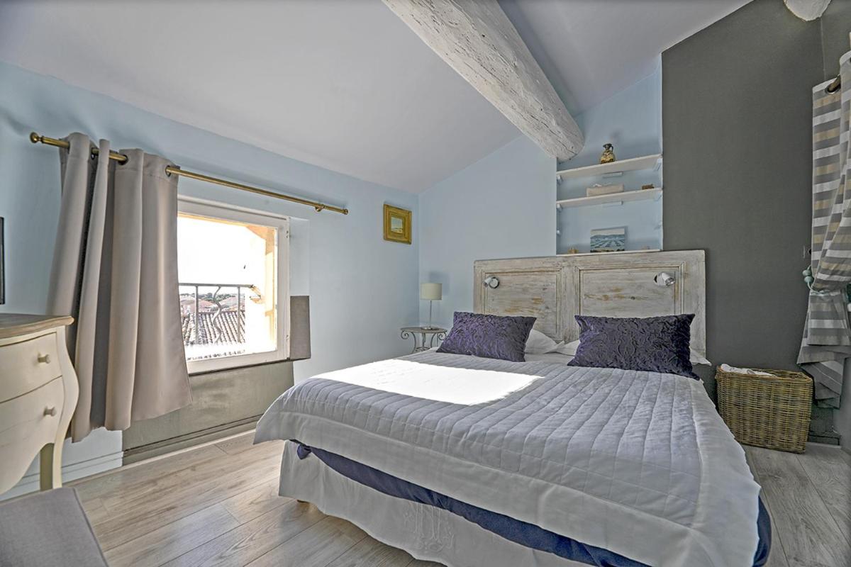 Double Room with Sea View photo 1